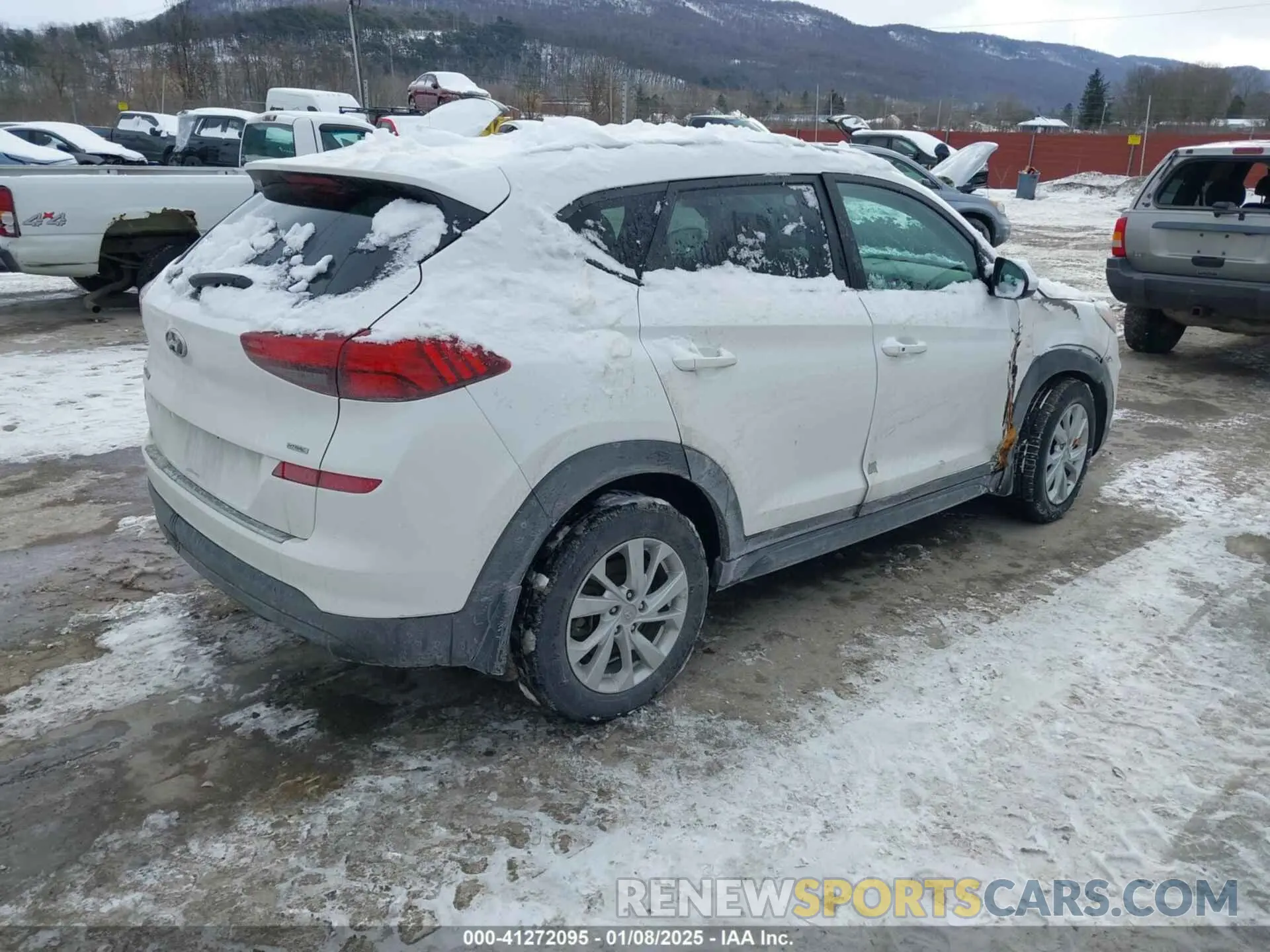 4 Photograph of a damaged car KM8J3CA47LU105786 HYUNDAI TUCSON 2020