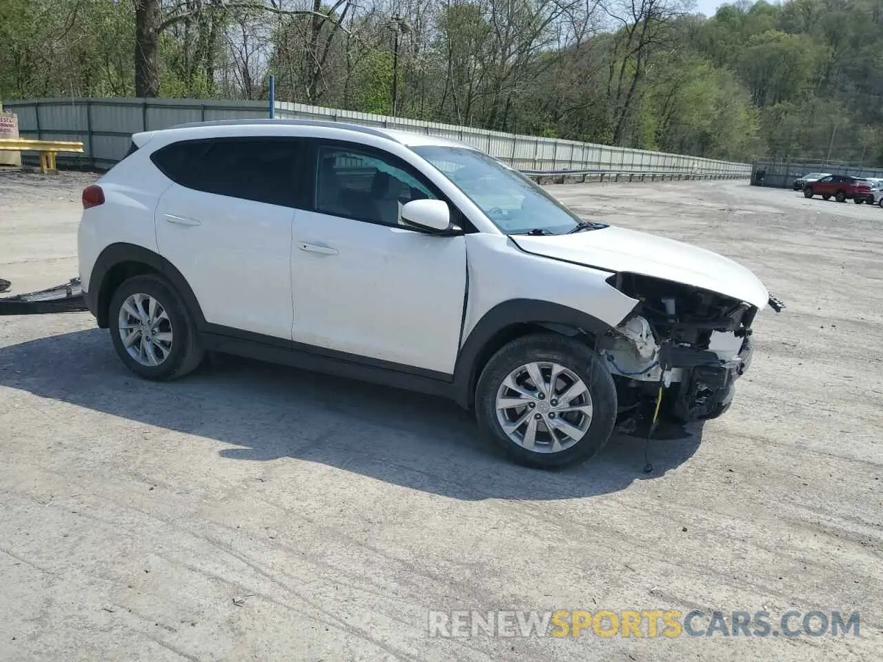 4 Photograph of a damaged car KM8J3CA47LU160870 HYUNDAI TUCSON 2020