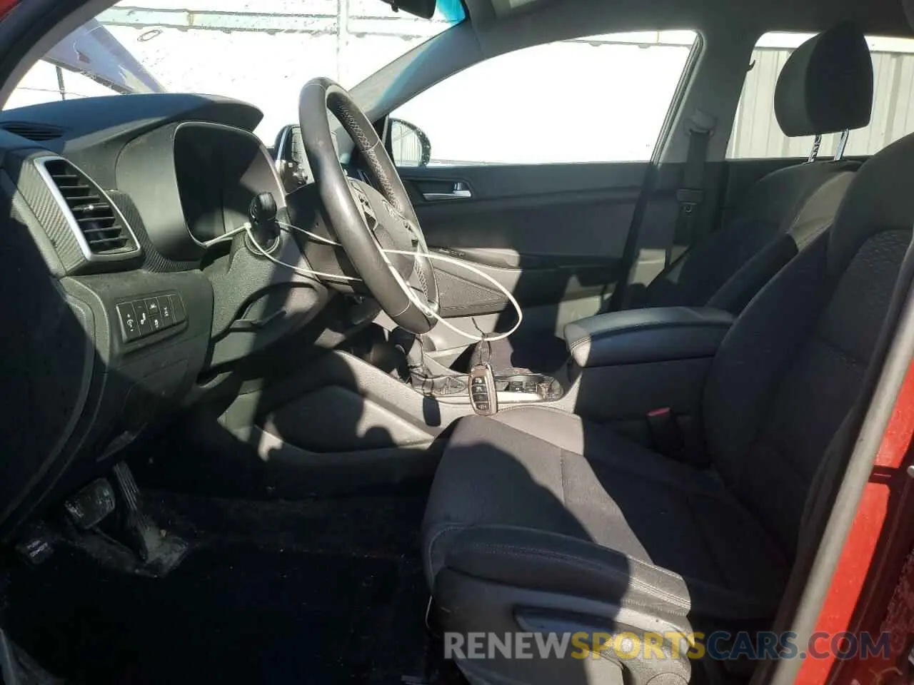 7 Photograph of a damaged car KM8J3CA49LU215447 HYUNDAI TUCSON 2020