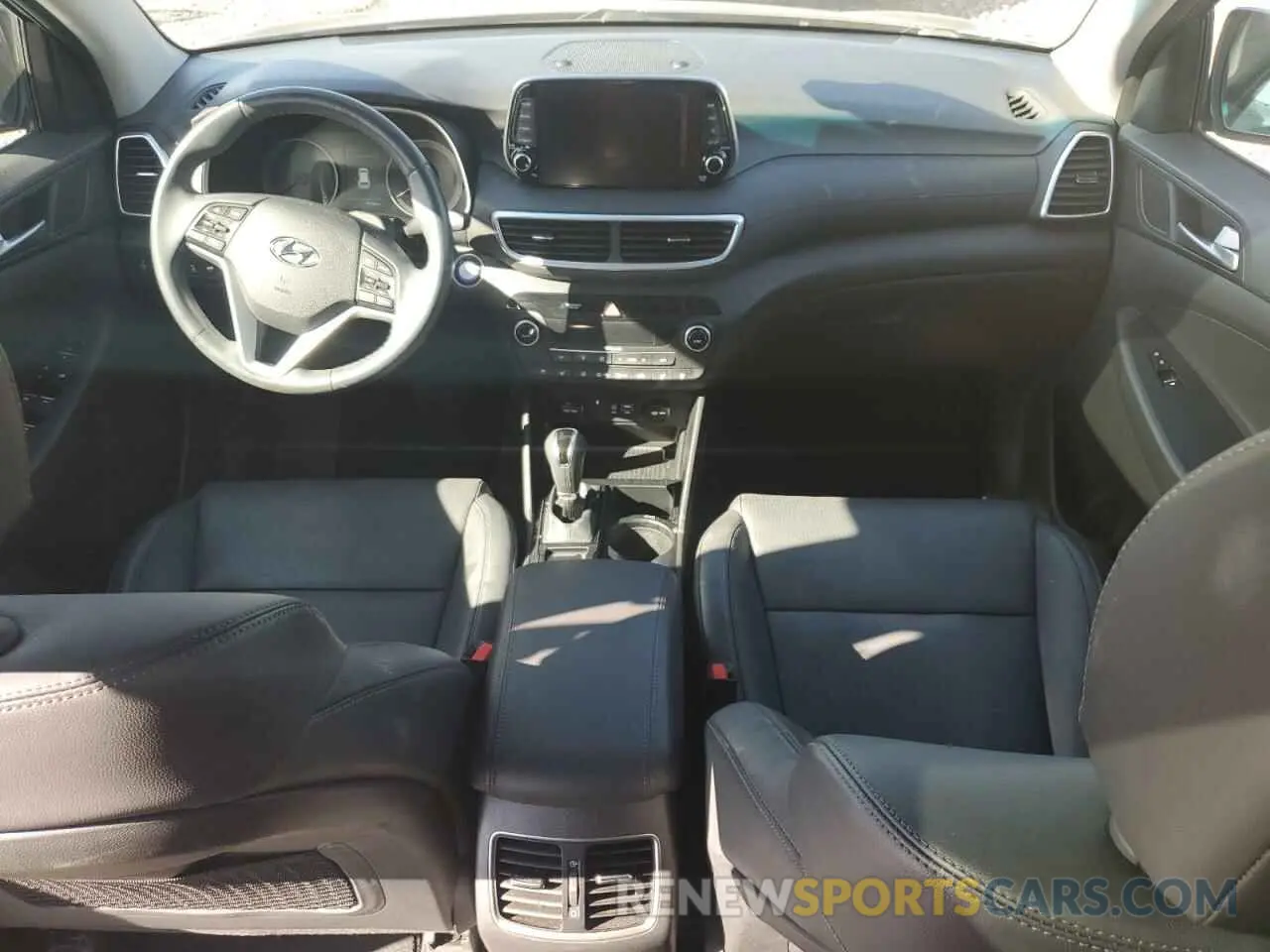 8 Photograph of a damaged car KM8J3CAL2LU248068 HYUNDAI TUCSON 2020