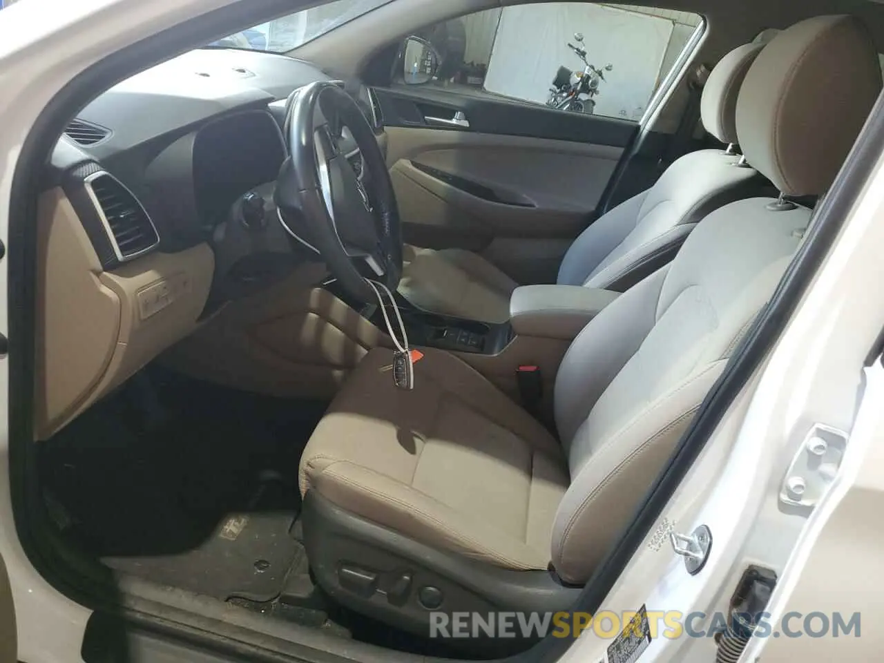 7 Photograph of a damaged car KM8J3CAL3LU165684 HYUNDAI TUCSON 2020