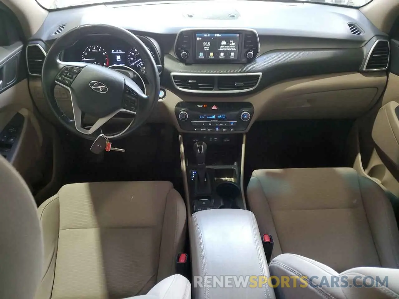 8 Photograph of a damaged car KM8J3CAL3LU165684 HYUNDAI TUCSON 2020