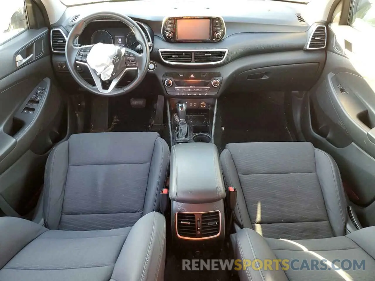 8 Photograph of a damaged car KM8J3CAL3LU197597 HYUNDAI TUCSON 2020