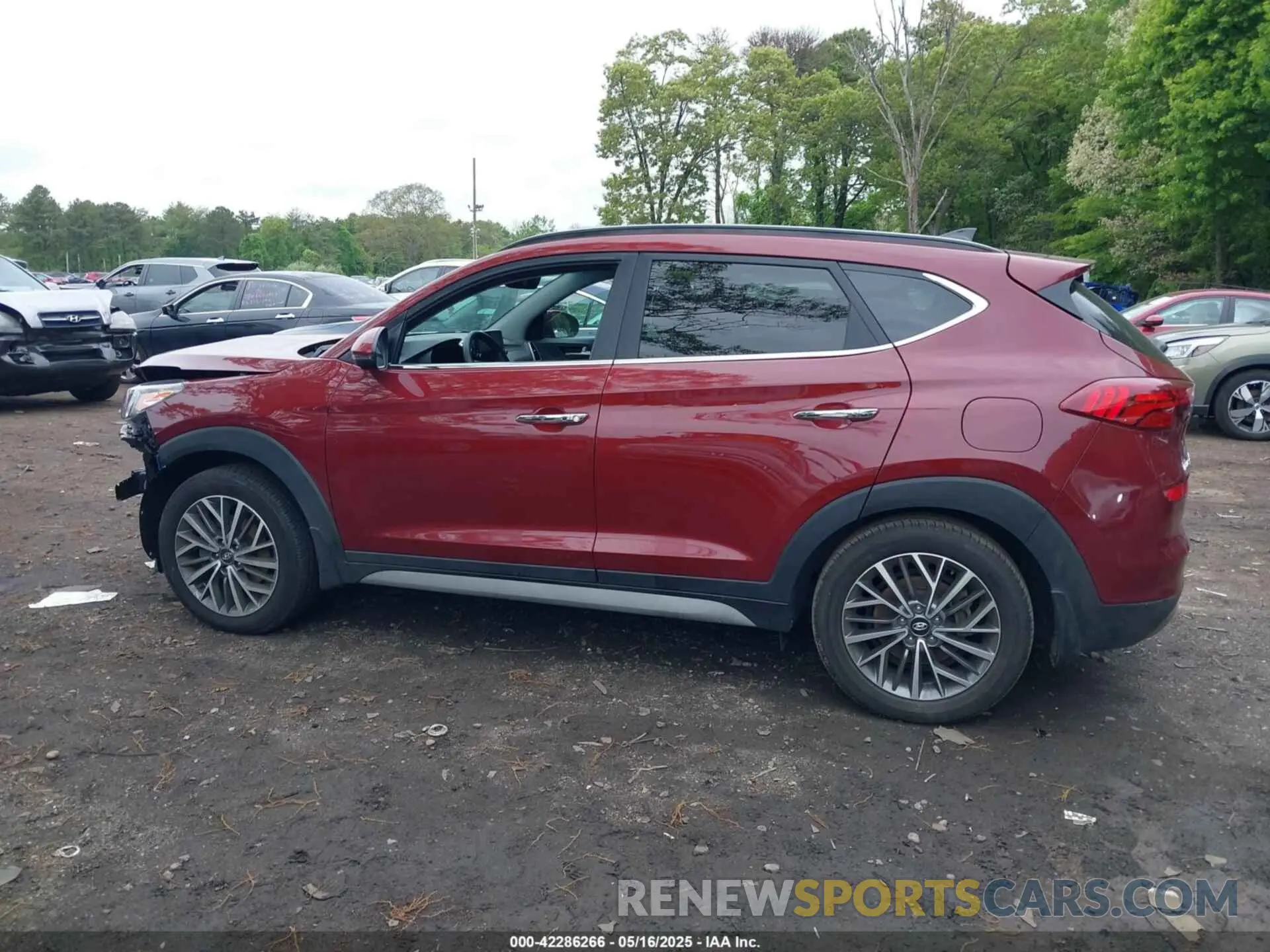 14 Photograph of a damaged car KM8J3CAL4LU167900 HYUNDAI TUCSON 2020