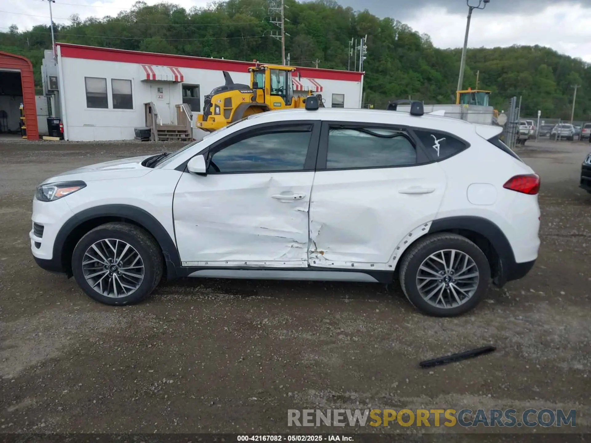 14 Photograph of a damaged car KM8J3CAL4LU203021 HYUNDAI TUCSON 2020