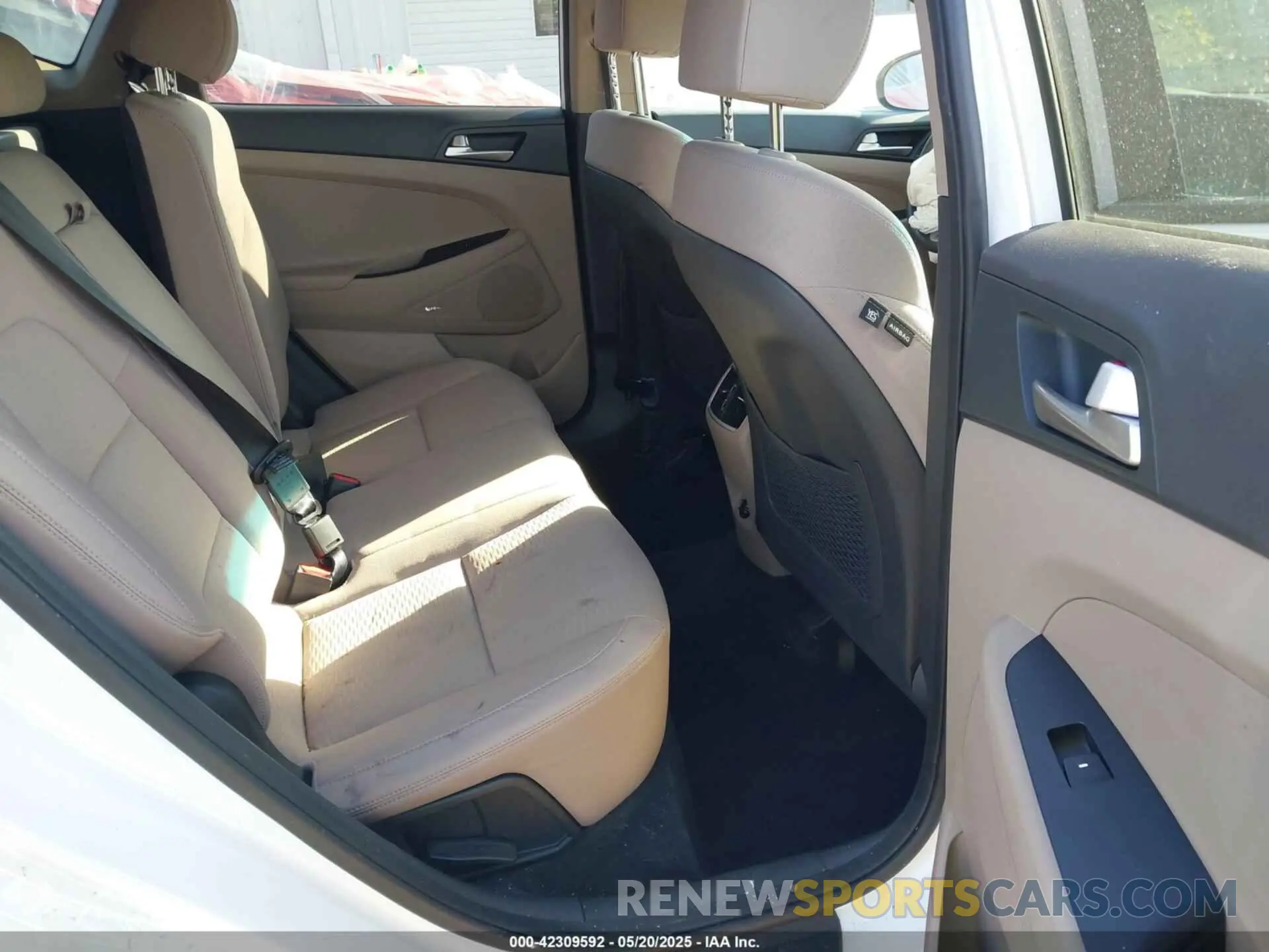 8 Photograph of a damaged car KM8J3CAL5LU111920 HYUNDAI TUCSON 2020