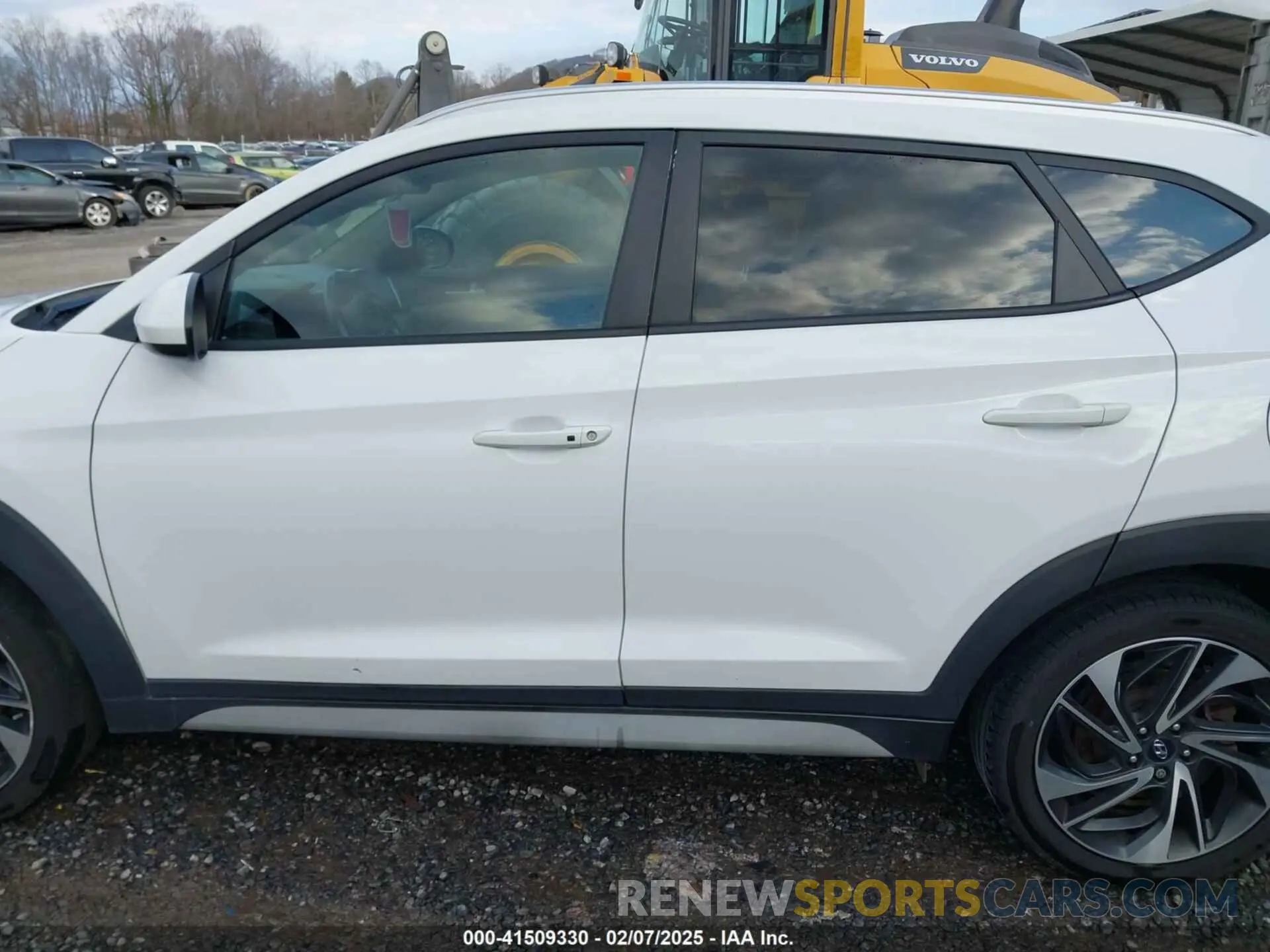 14 Photograph of a damaged car KM8J3CAL5LU231183 HYUNDAI TUCSON 2020