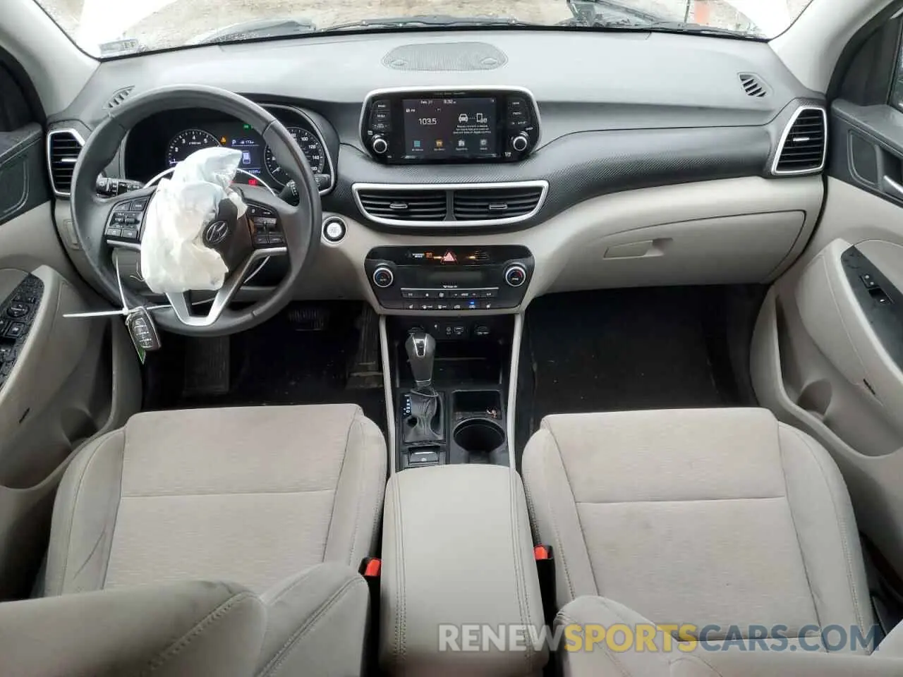 8 Photograph of a damaged car KM8J3CAL6LU130914 HYUNDAI TUCSON 2020