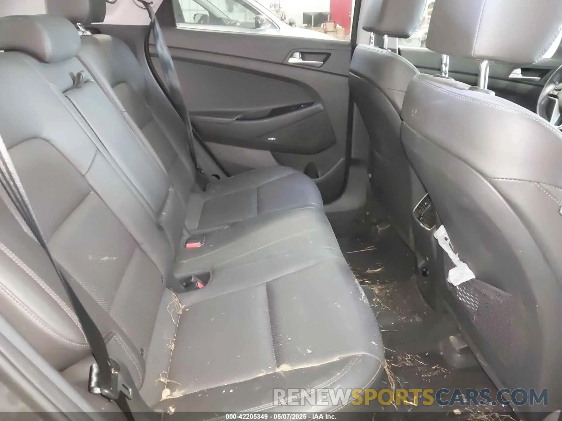 8 Photograph of a damaged car KM8J3CAL6LU242502 HYUNDAI TUCSON 2020