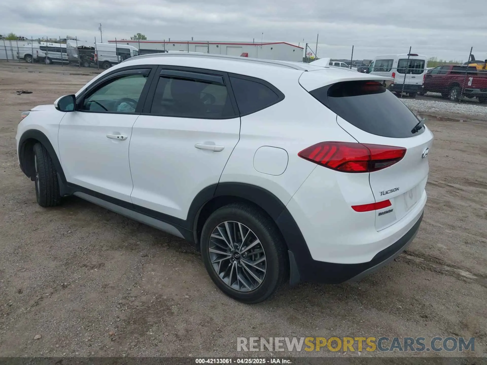 3 Photograph of a damaged car KM8J3CAL7LU179054 HYUNDAI TUCSON 2020