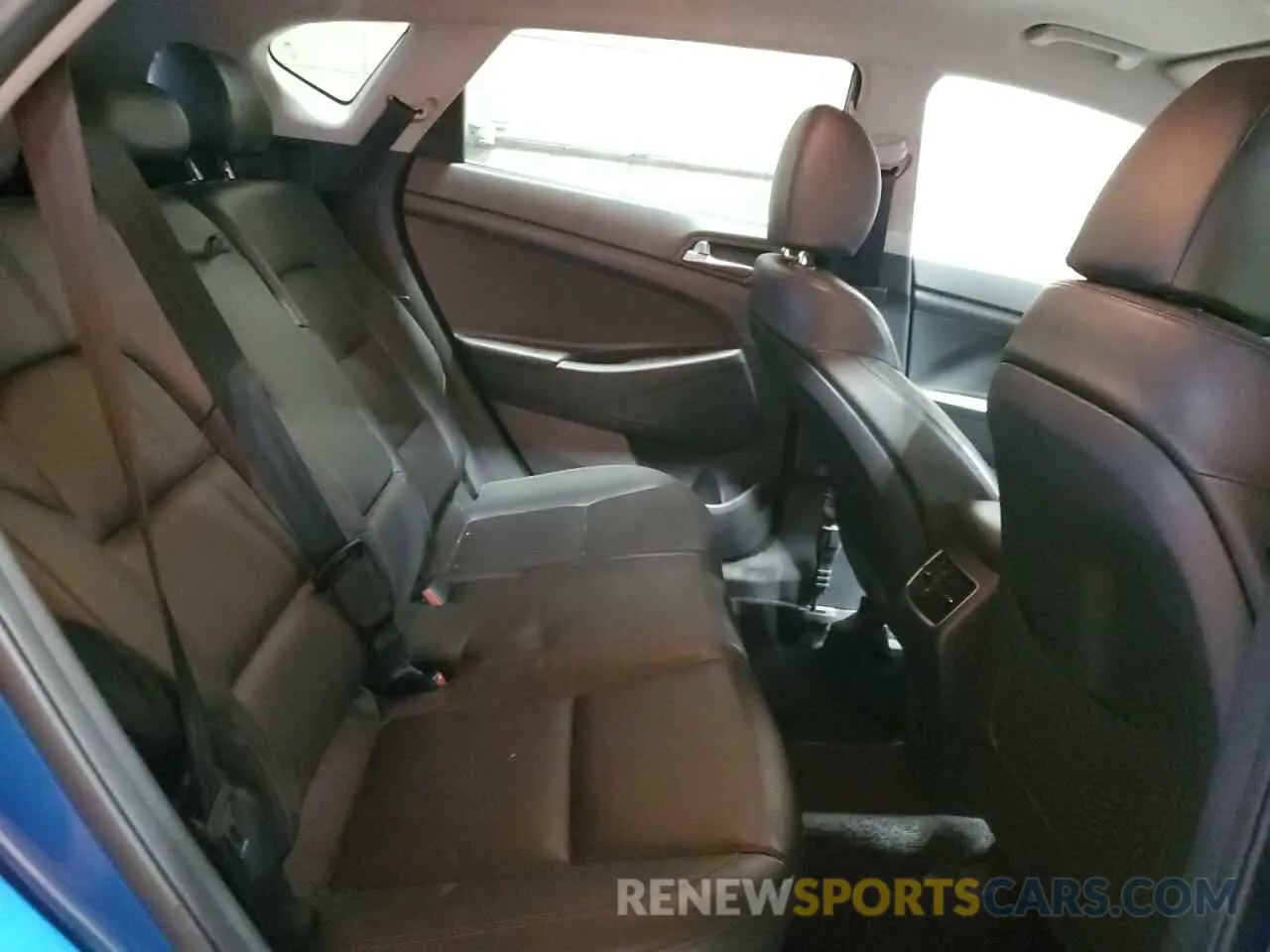 11 Photograph of a damaged car KM8J3CAL8LU109479 HYUNDAI TUCSON 2020
