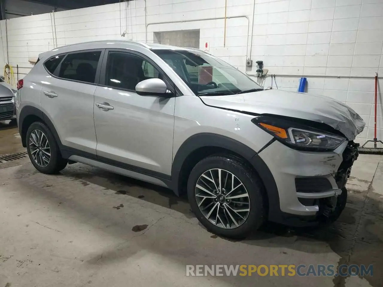 4 Photograph of a damaged car KM8J3CAL8LU275050 HYUNDAI TUCSON 2020