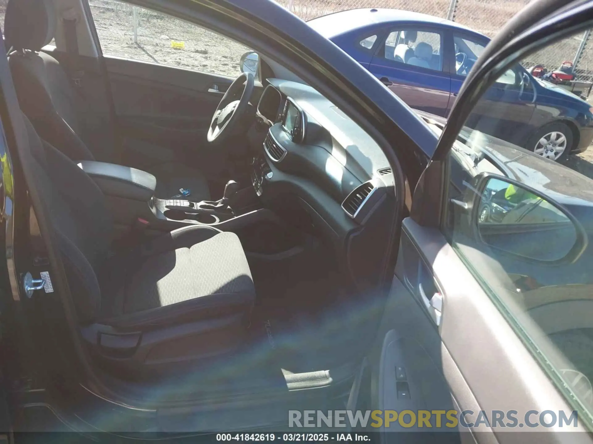 5 Photograph of a damaged car KM8J3CAL9LU203273 HYUNDAI TUCSON 2020