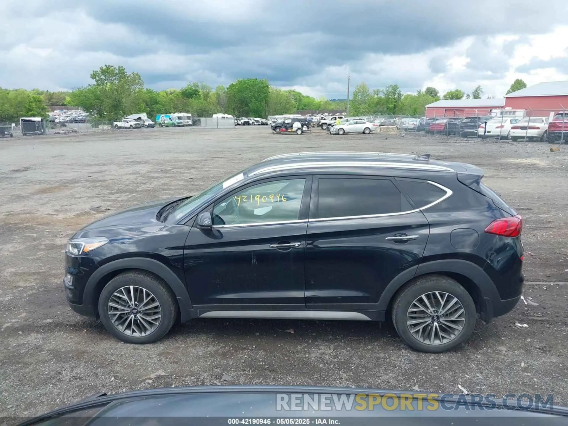 15 Photograph of a damaged car KM8J3CAL9LU231915 HYUNDAI TUCSON 2020