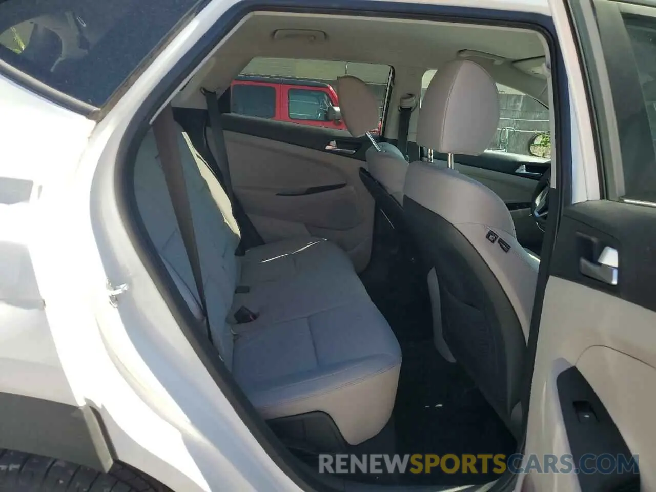 11 Photograph of a damaged car KM8J23A41MU286145 HYUNDAI TUCSON 2021