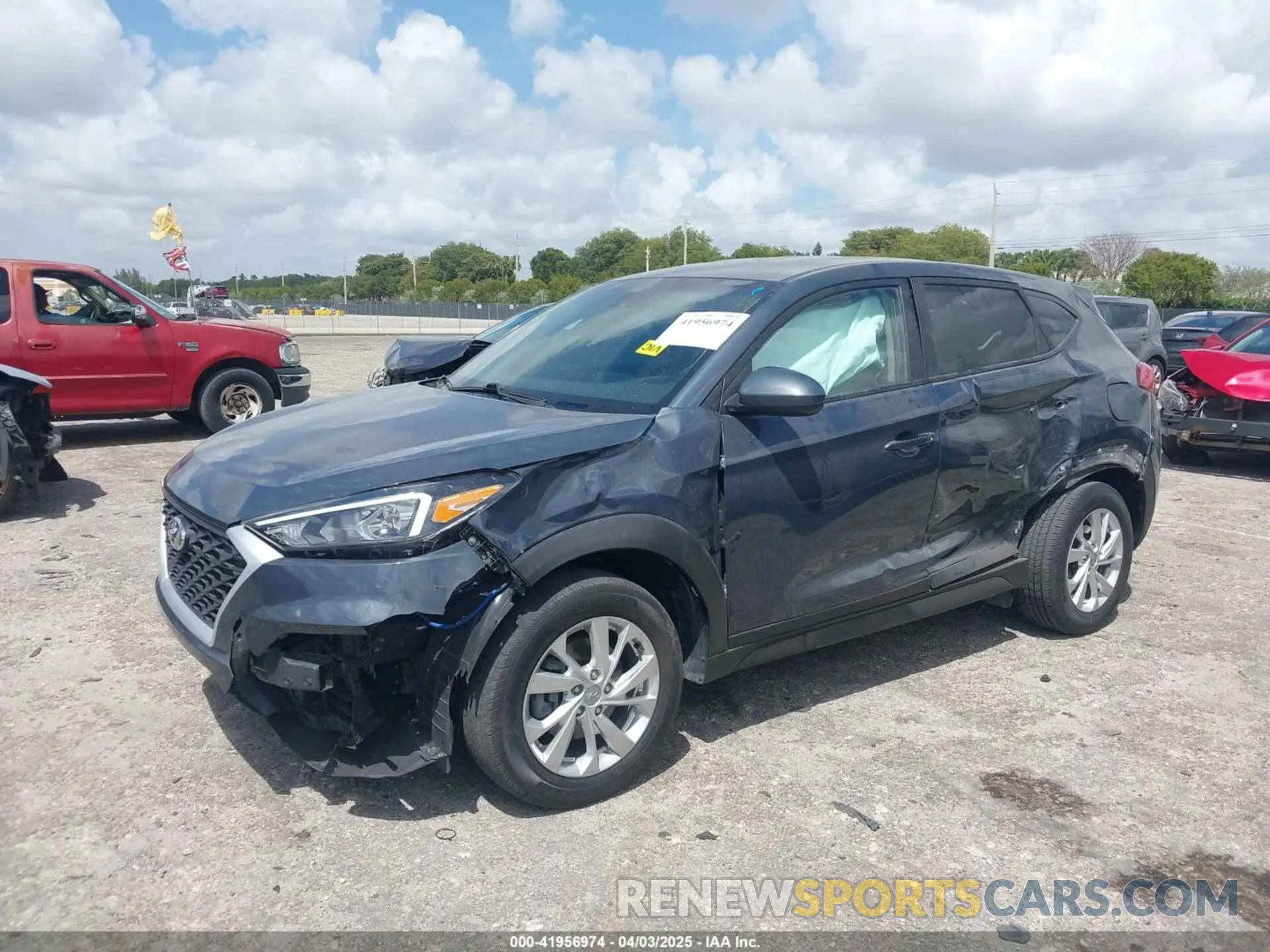 2 Photograph of a damaged car KM8J23A41MU291085 HYUNDAI TUCSON 2021