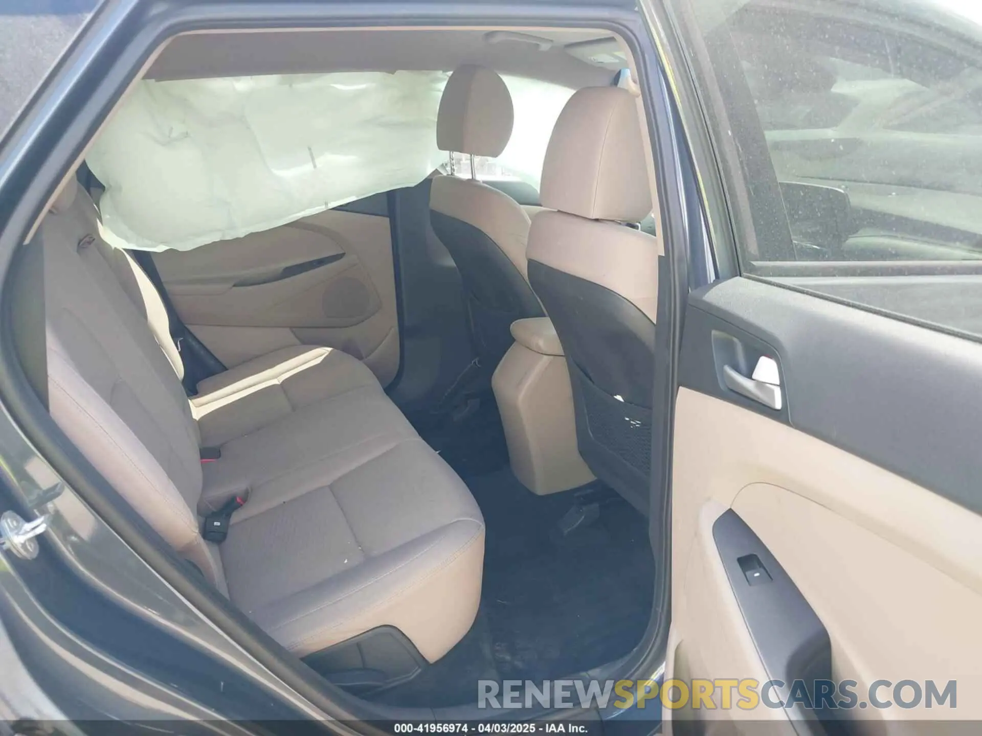 8 Photograph of a damaged car KM8J23A41MU291085 HYUNDAI TUCSON 2021
