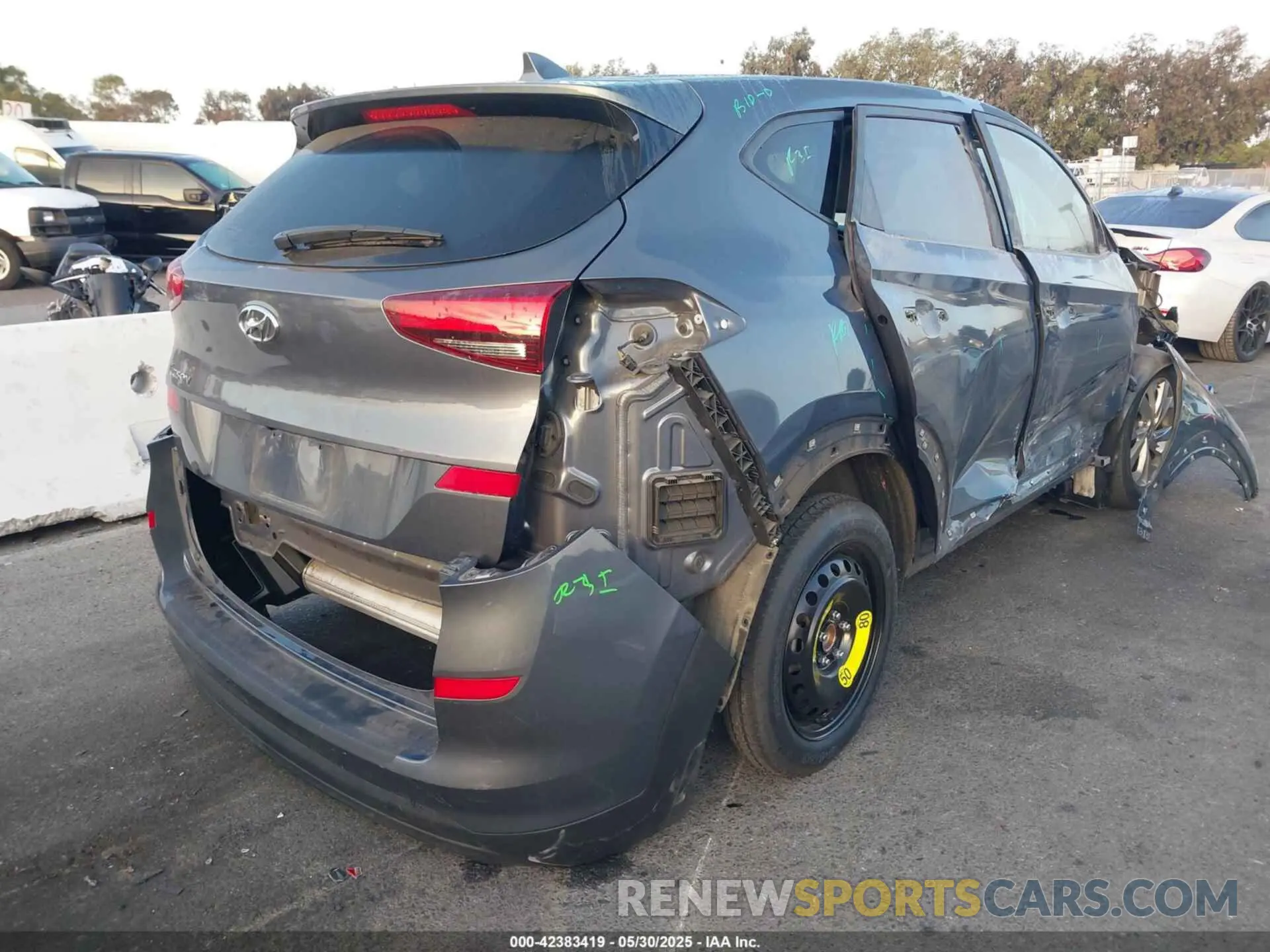 4 Photograph of a damaged car KM8J23A42MU295632 HYUNDAI TUCSON 2021