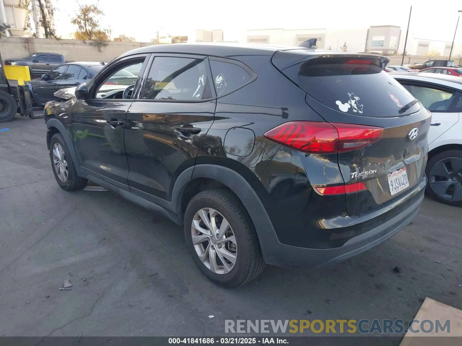 3 Photograph of a damaged car KM8J23A43MU384254 HYUNDAI TUCSON 2021