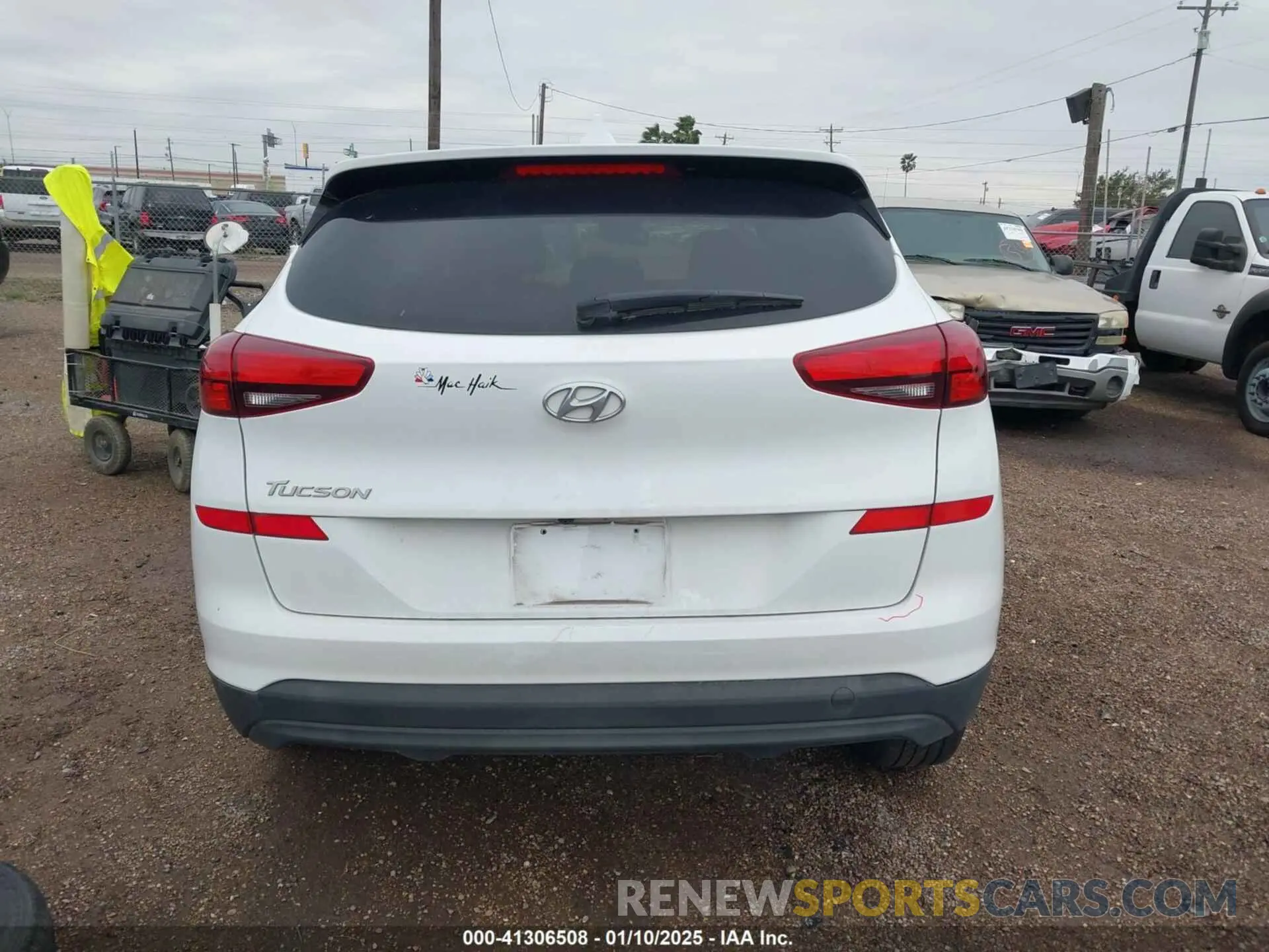 17 Photograph of a damaged car KM8J23A45MU292305 HYUNDAI TUCSON 2021