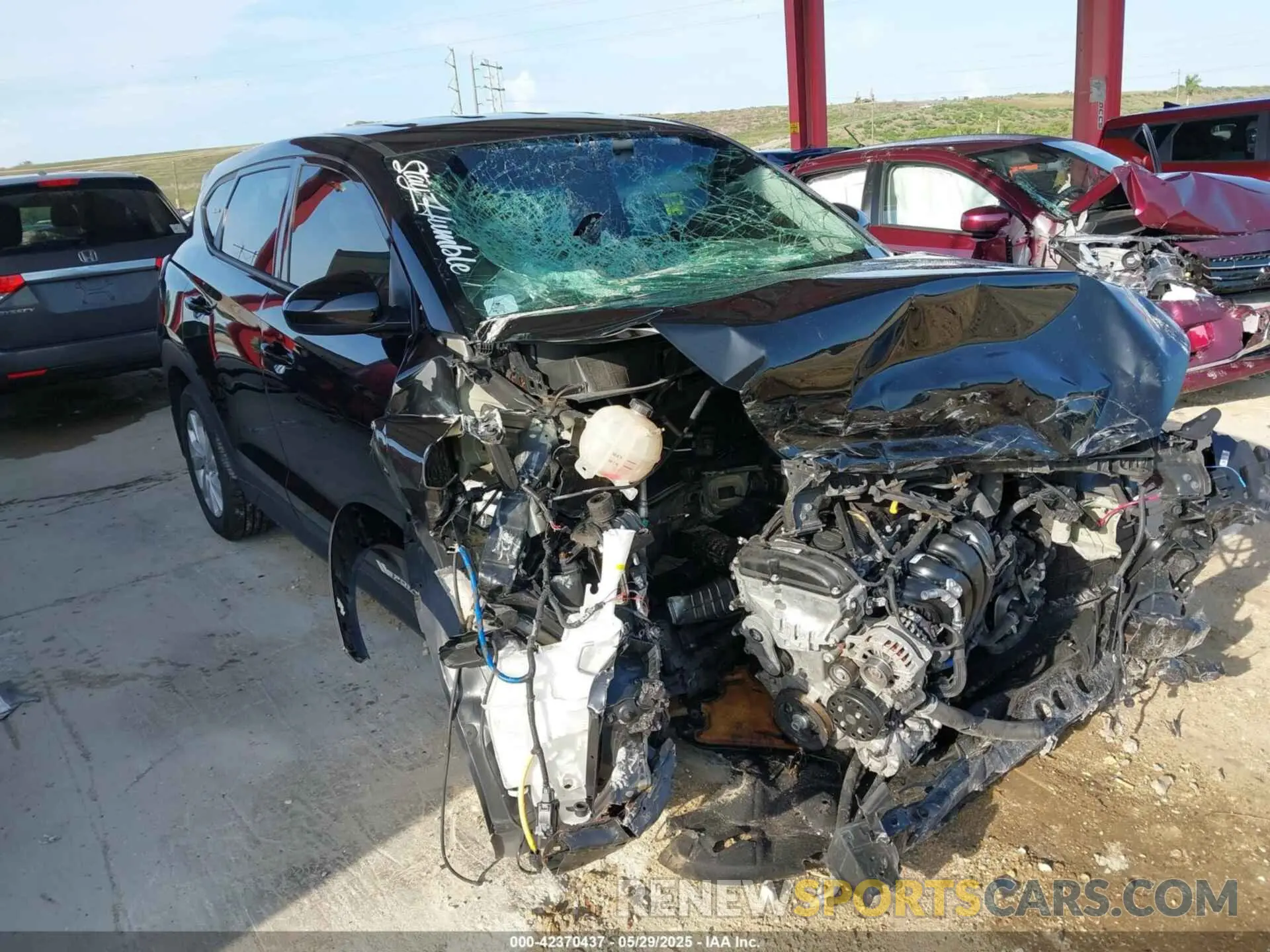 1 Photograph of a damaged car KM8J23A45MU338117 HYUNDAI TUCSON 2021