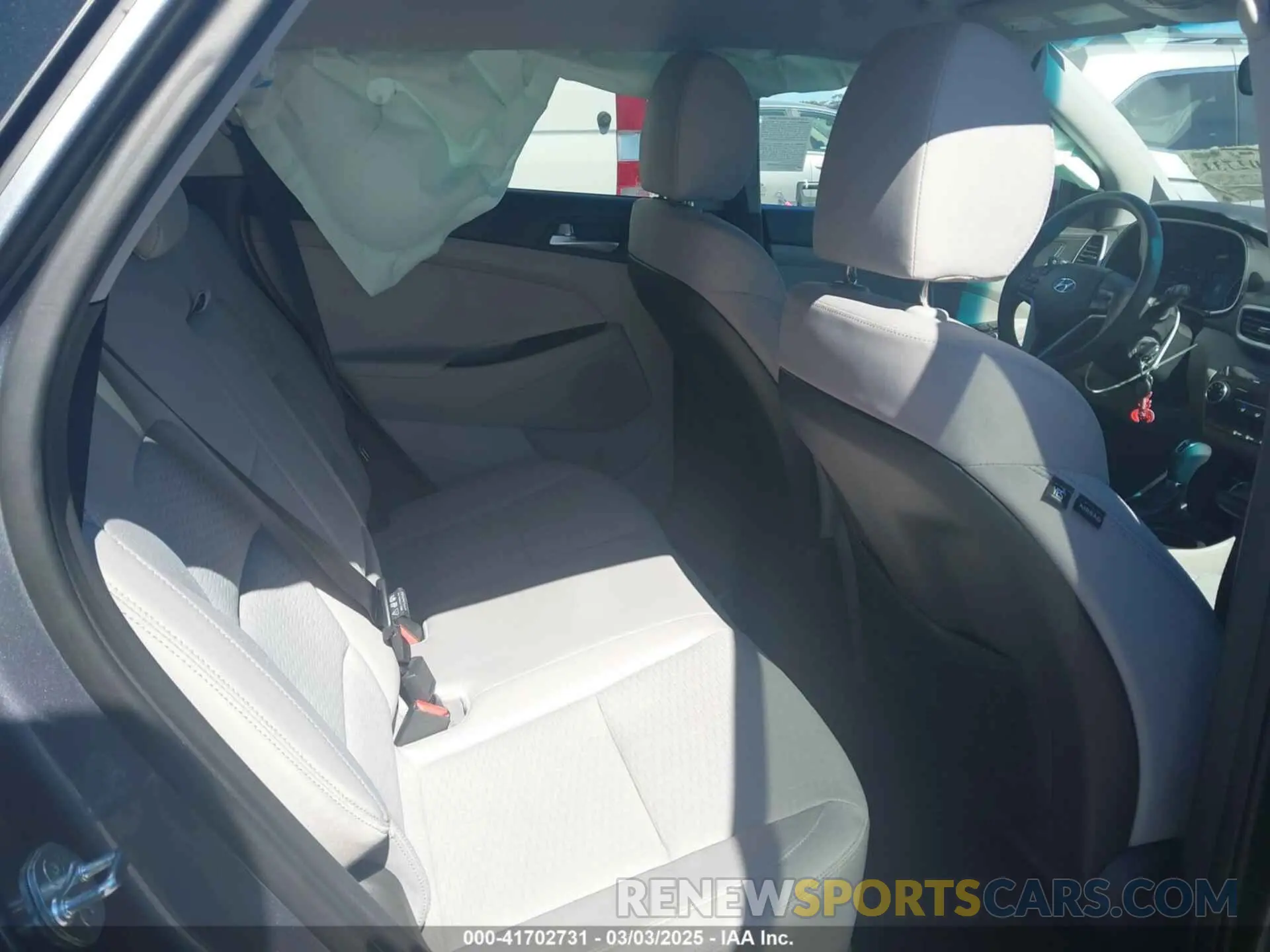 8 Photograph of a damaged car KM8J23A45MU355712 HYUNDAI TUCSON 2021