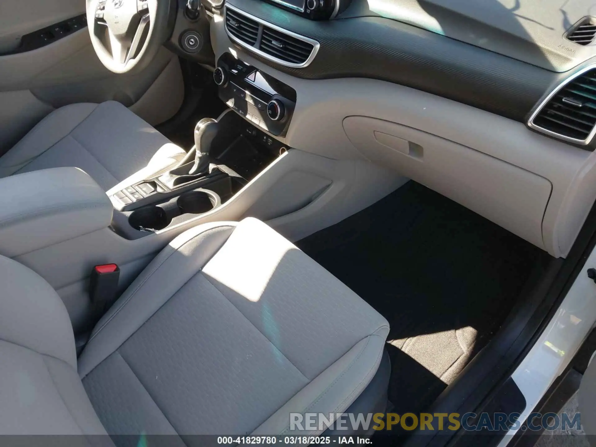 5 Photograph of a damaged car KM8J23A47MU327961 HYUNDAI TUCSON 2021