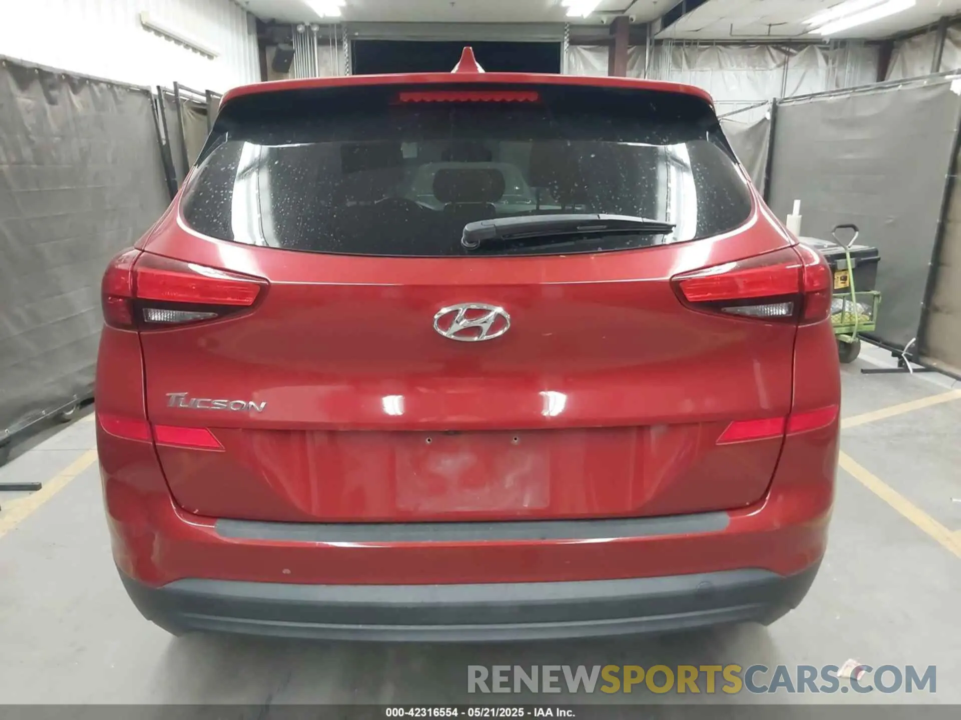 16 Photograph of a damaged car KM8J23A48MU364727 HYUNDAI TUCSON 2021
