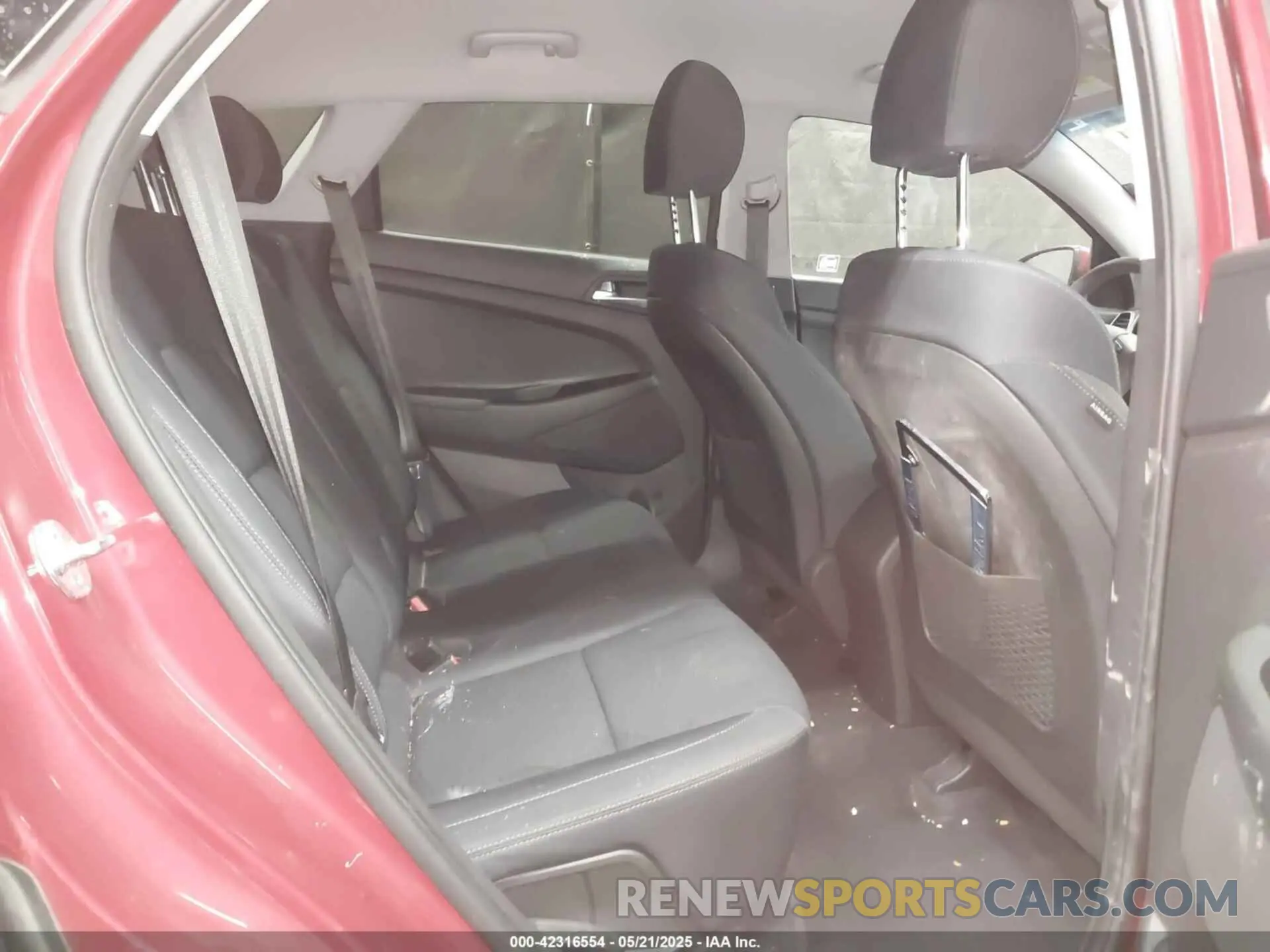8 Photograph of a damaged car KM8J23A48MU364727 HYUNDAI TUCSON 2021