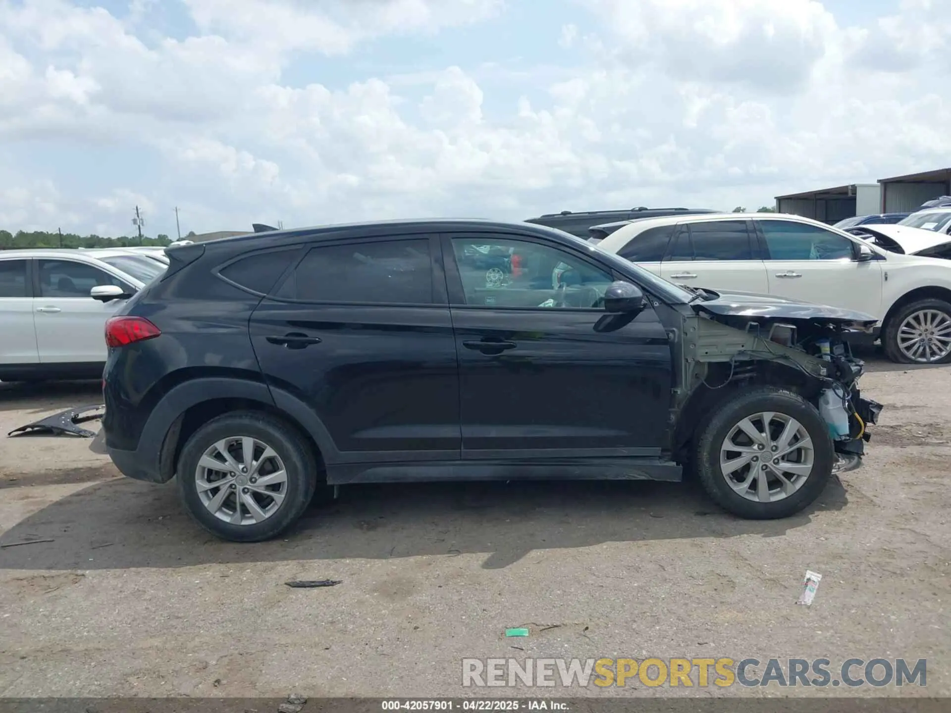 14 Photograph of a damaged car KM8J23A49MU404586 HYUNDAI TUCSON 2021