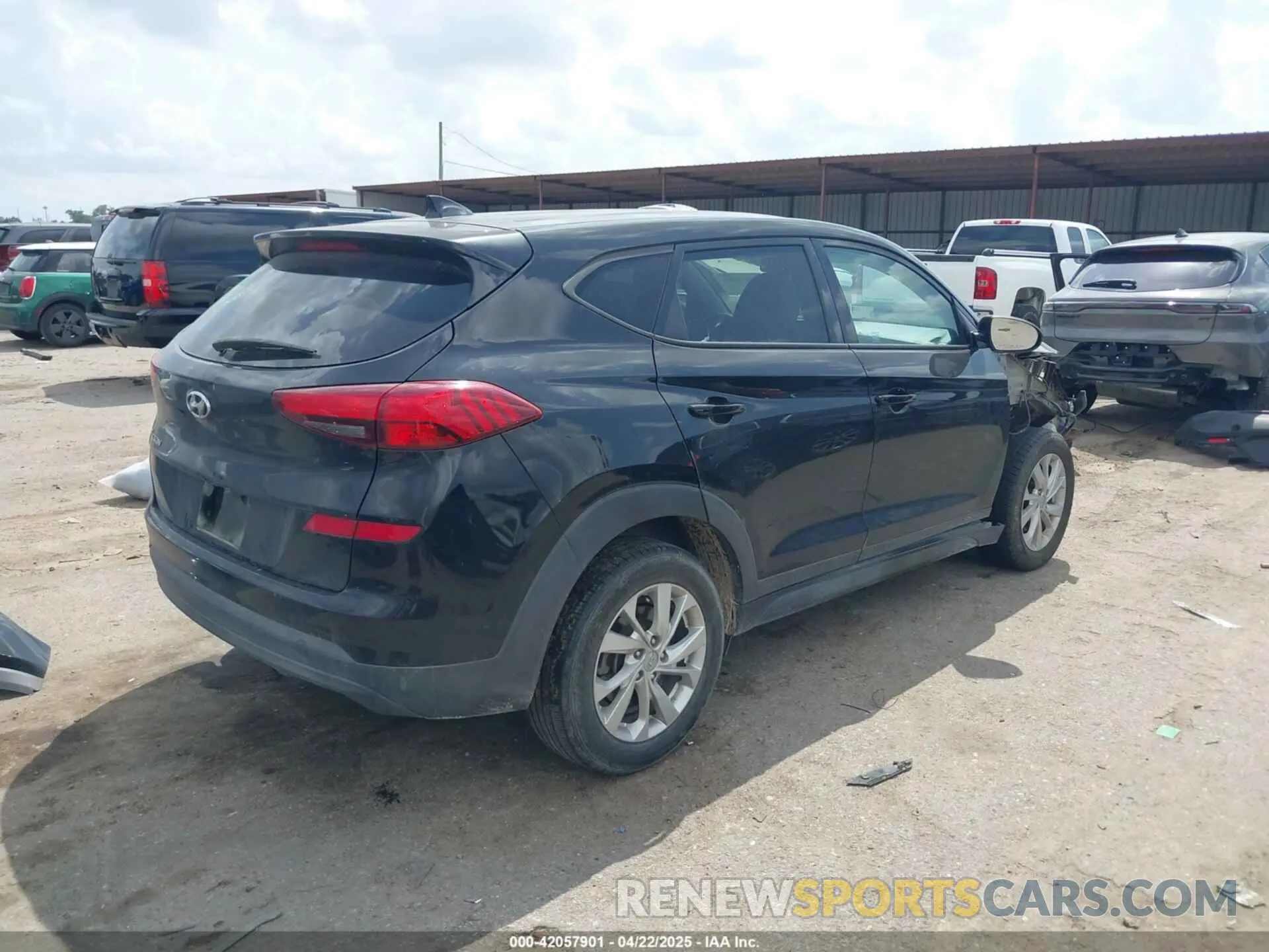 4 Photograph of a damaged car KM8J23A49MU404586 HYUNDAI TUCSON 2021