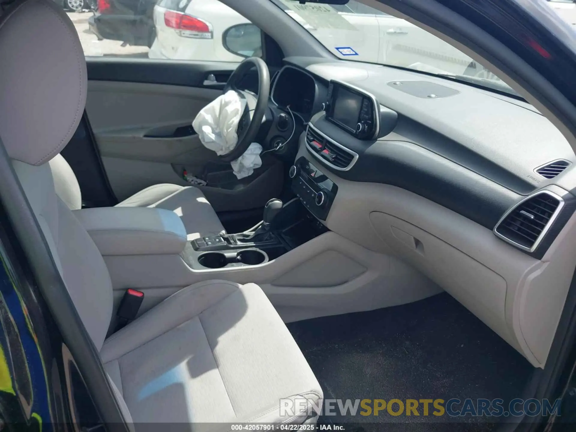 5 Photograph of a damaged car KM8J23A49MU404586 HYUNDAI TUCSON 2021