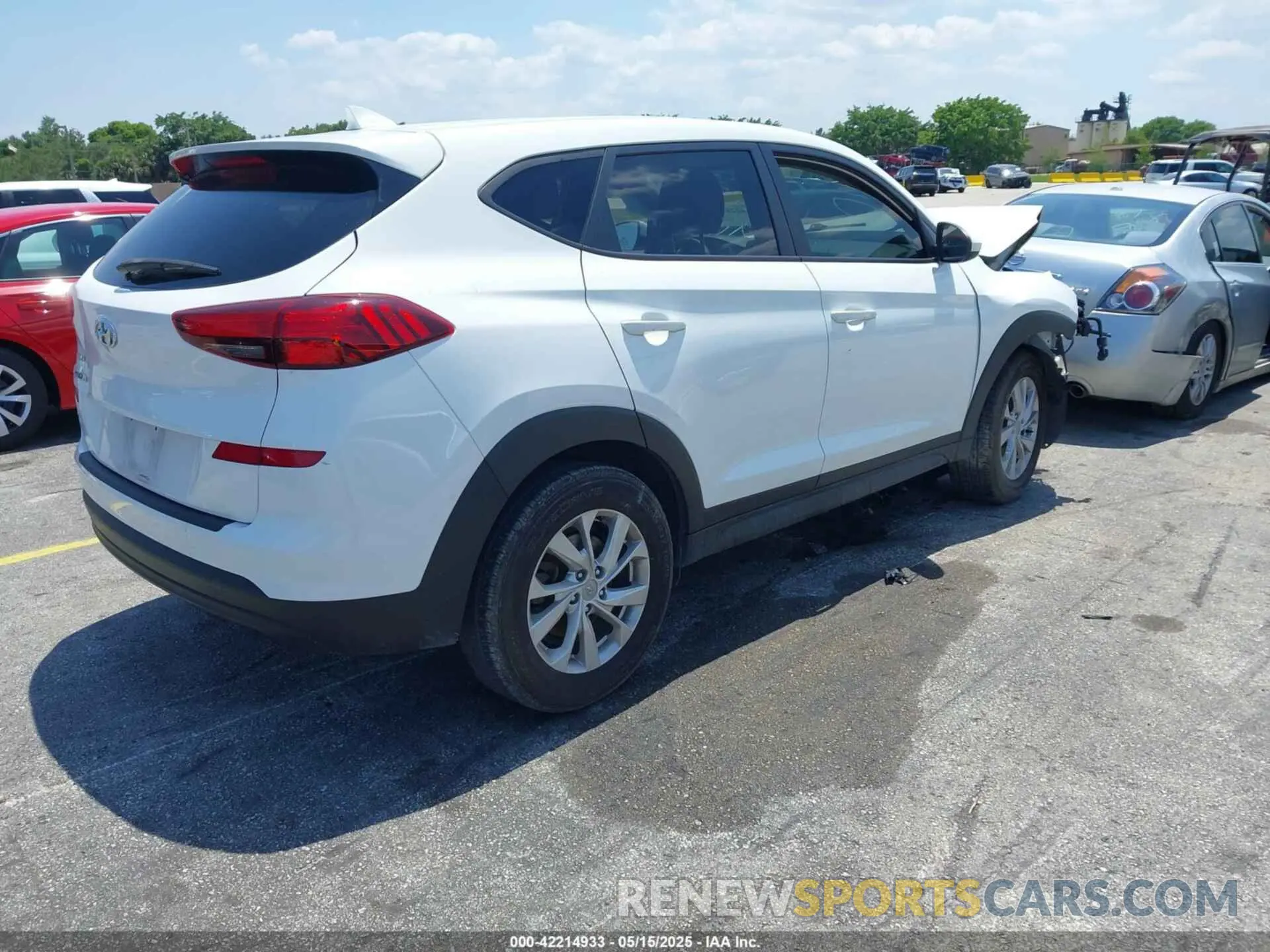4 Photograph of a damaged car KM8J23A4XMU319045 HYUNDAI TUCSON 2021