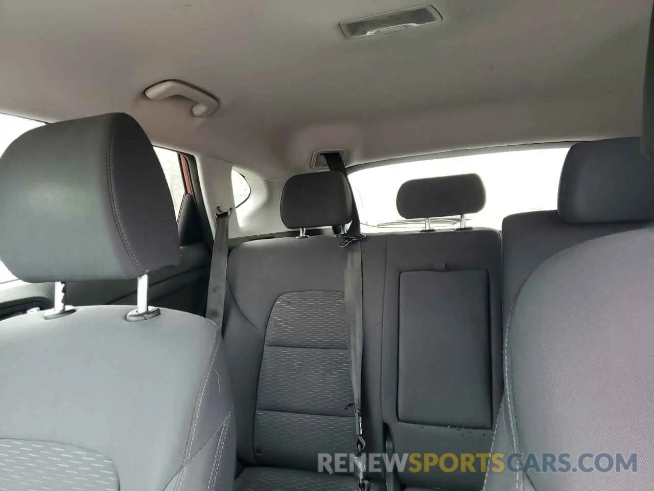 10 Photograph of a damaged car KM8J2CA40MU345525 HYUNDAI TUCSON 2021