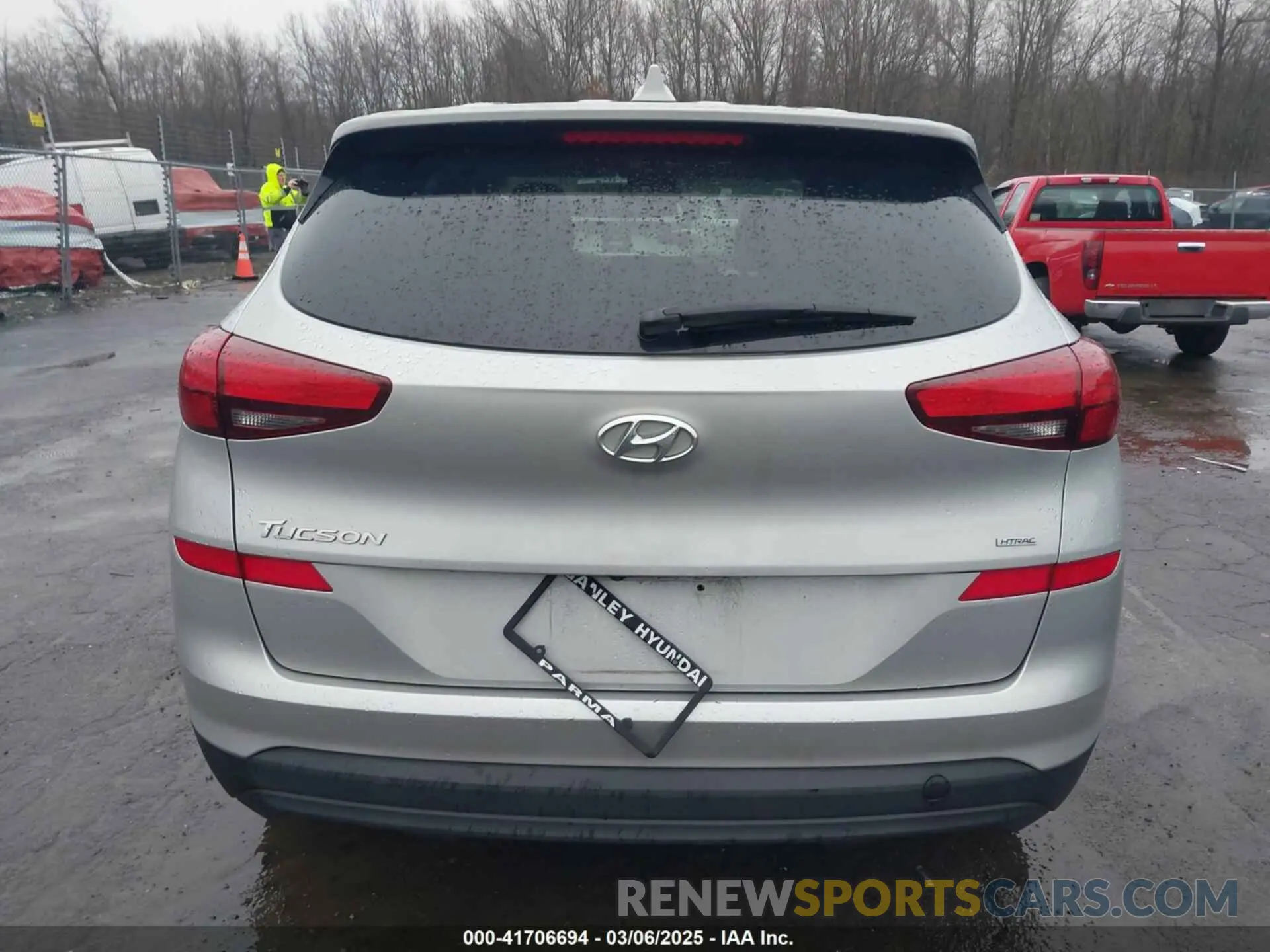 16 Photograph of a damaged car KM8J2CA40MU392425 HYUNDAI TUCSON 2021