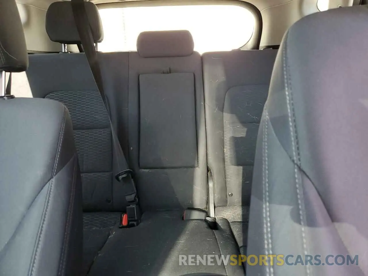 10 Photograph of a damaged car KM8J2CA42MU289426 HYUNDAI TUCSON 2021