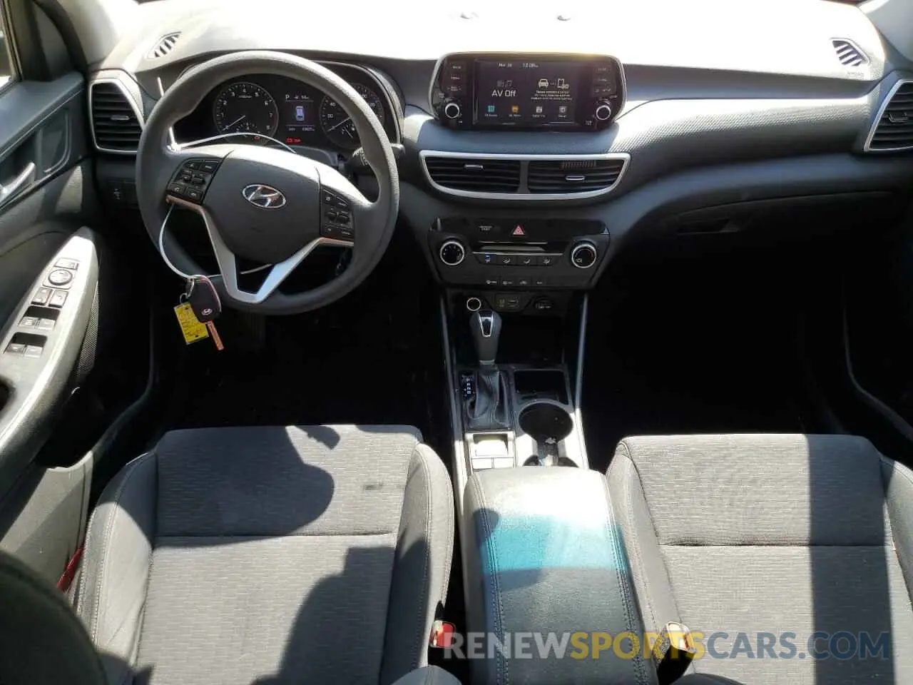 8 Photograph of a damaged car KM8J2CA42MU289426 HYUNDAI TUCSON 2021