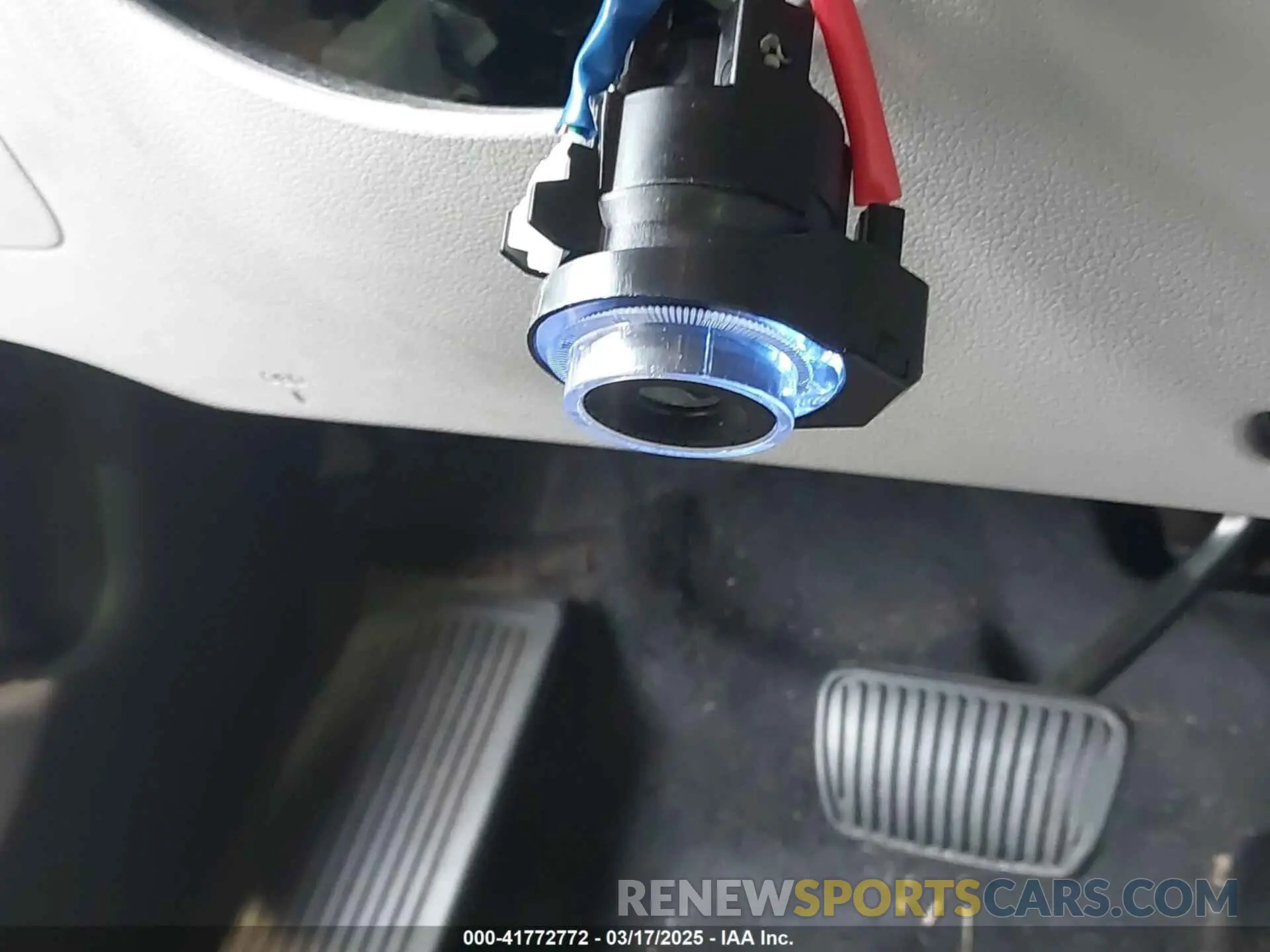11 Photograph of a damaged car KM8J2CA42MU387677 HYUNDAI TUCSON 2021