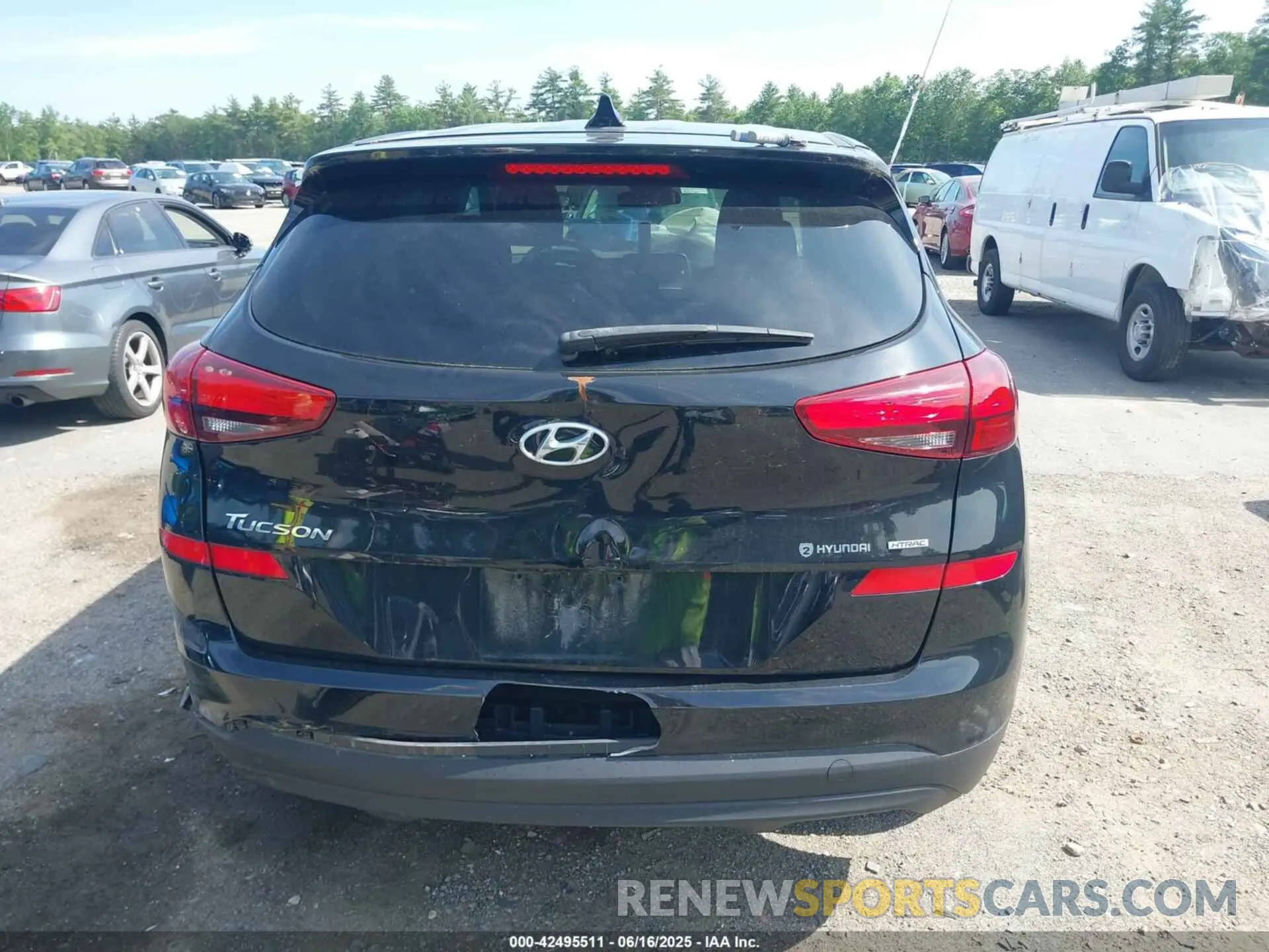 21 Photograph of a damaged car KM8J2CA43MU383007 HYUNDAI TUCSON 2021