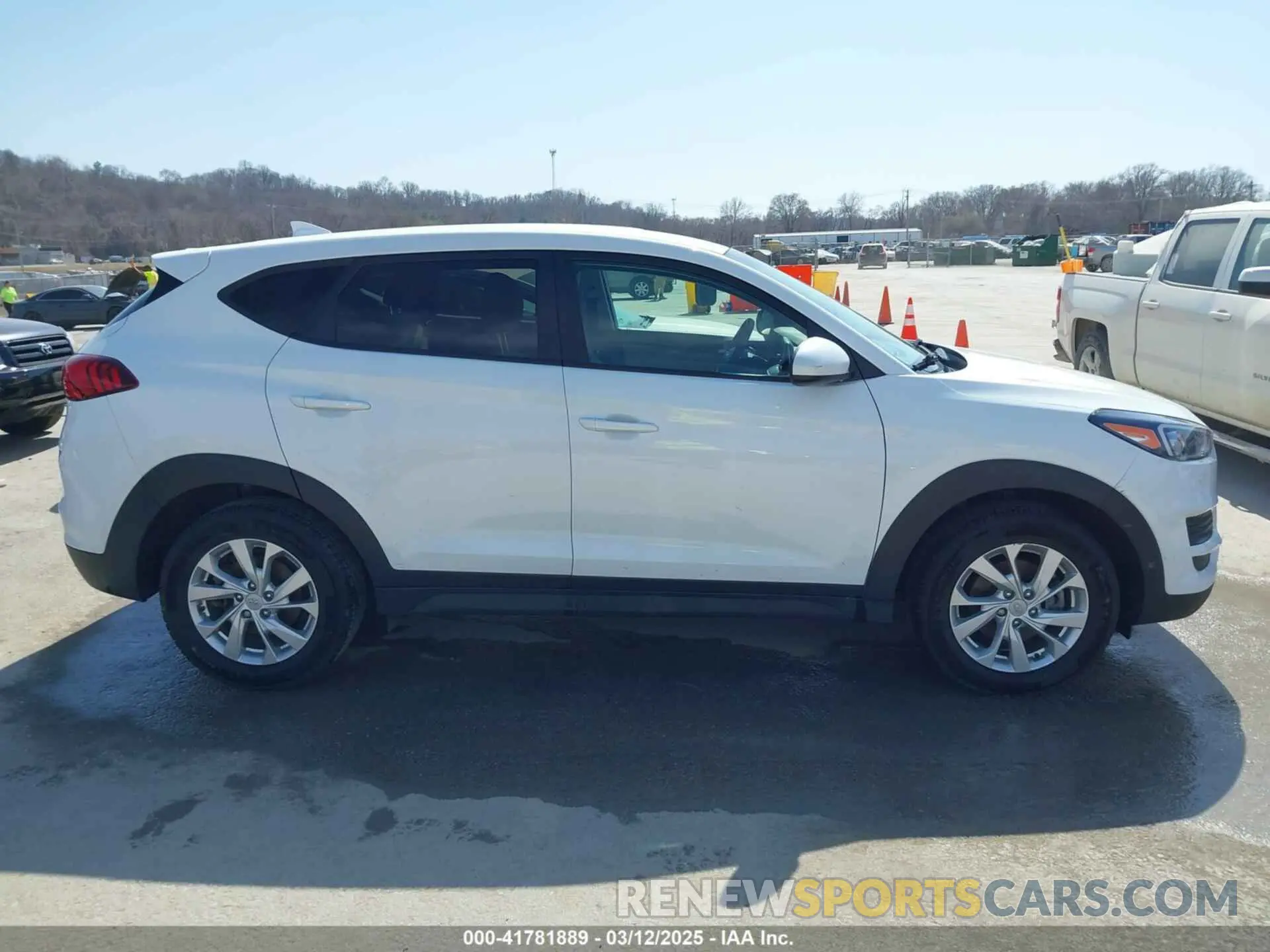 13 Photograph of a damaged car KM8J2CA44MU290013 HYUNDAI TUCSON 2021