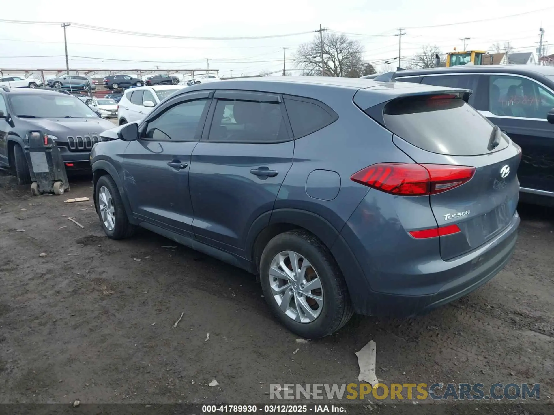 3 Photograph of a damaged car KM8J2CA45MU373000 HYUNDAI TUCSON 2021