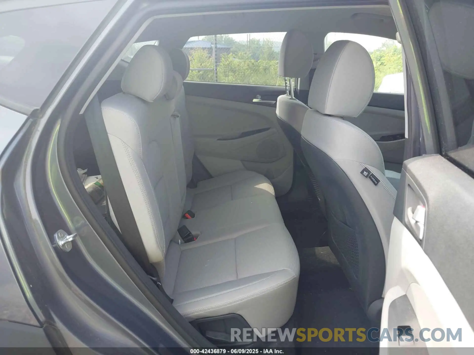 8 Photograph of a damaged car KM8J2CA46MU296105 HYUNDAI TUCSON 2021