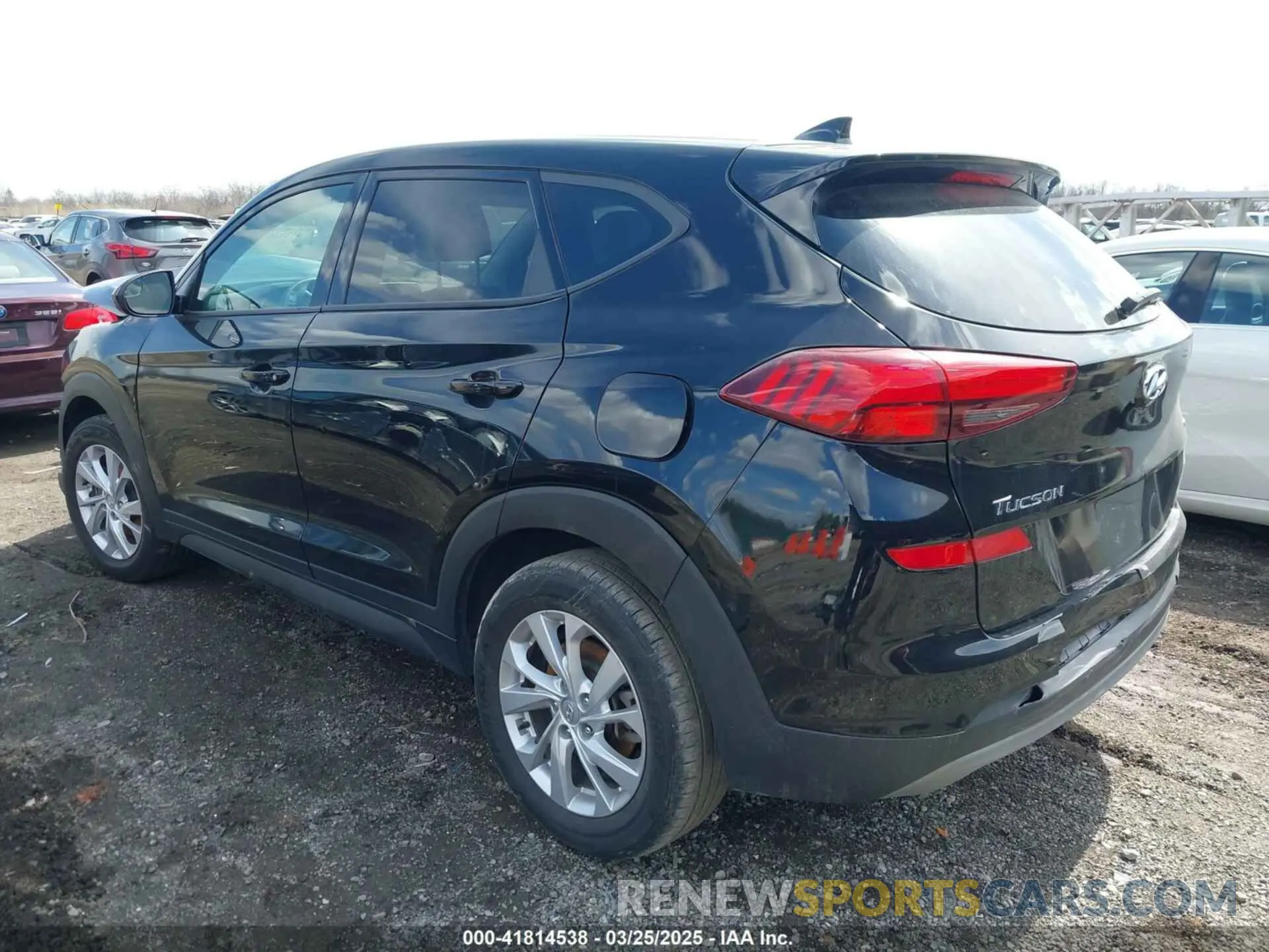 3 Photograph of a damaged car KM8J2CA46MU338935 HYUNDAI TUCSON 2021