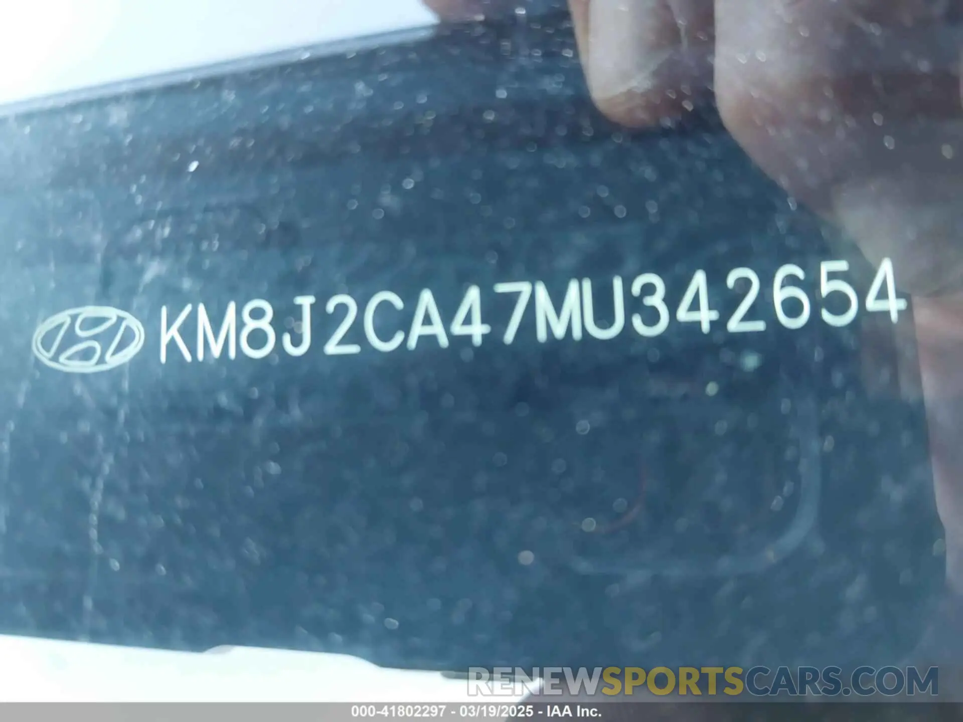 9 Photograph of a damaged car KM8J2CA47MU342654 HYUNDAI TUCSON 2021