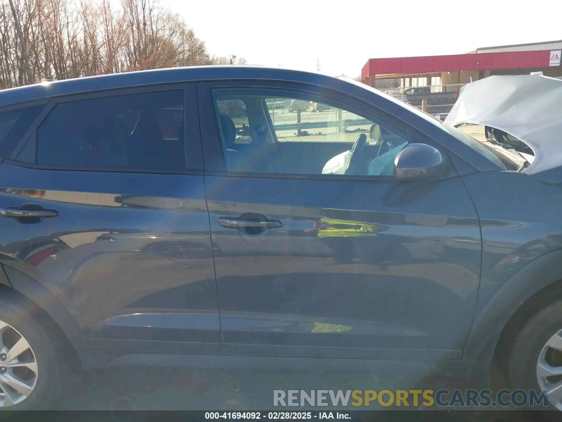 12 Photograph of a damaged car KM8J2CA49MU332899 HYUNDAI TUCSON 2021