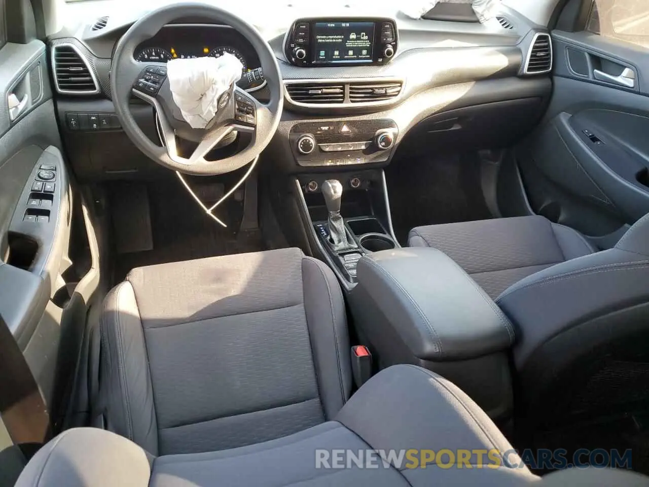 8 Photograph of a damaged car KM8J2CA49MU367930 HYUNDAI TUCSON 2021