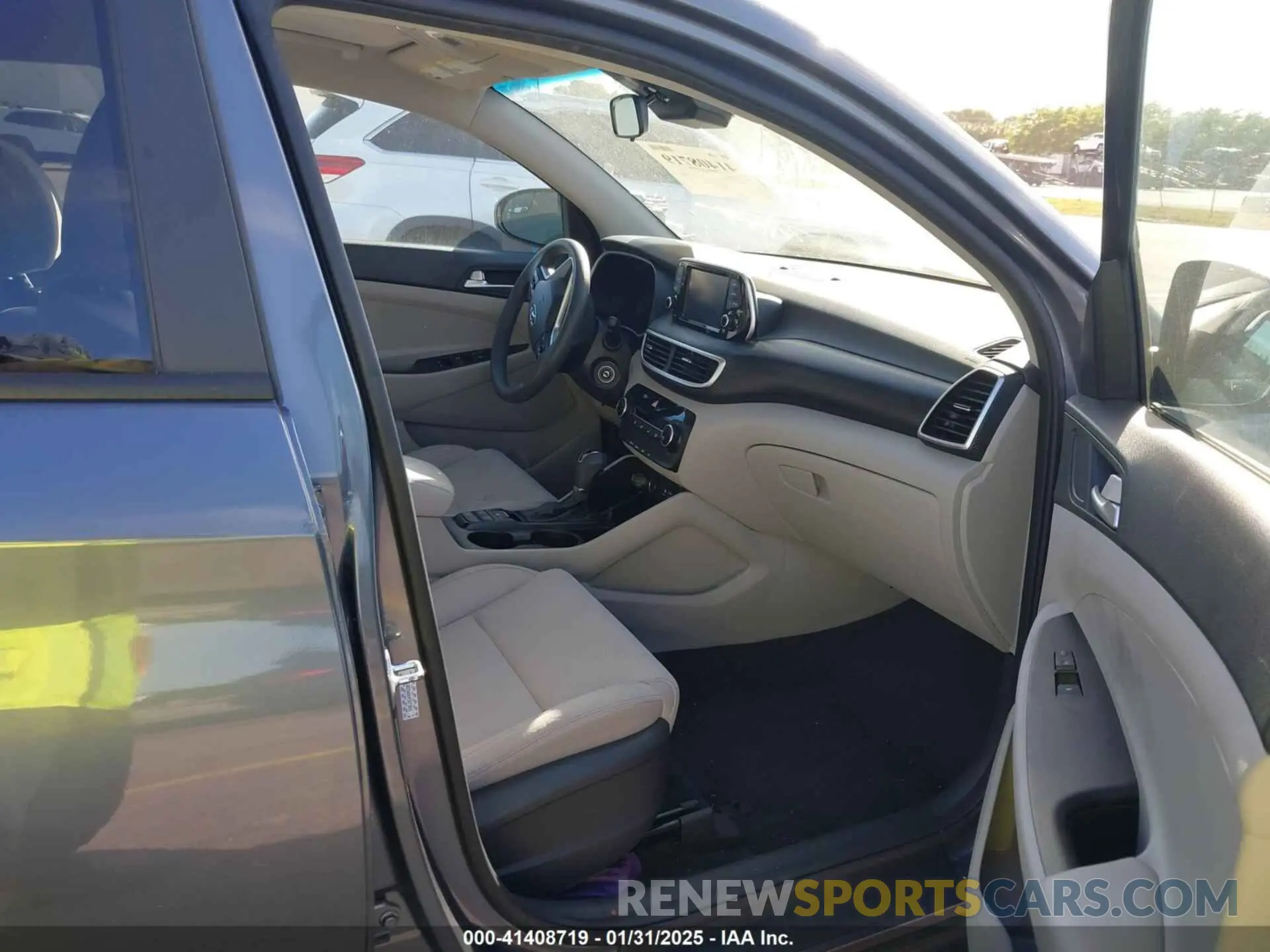 5 Photograph of a damaged car KM8J2CA49MU387658 HYUNDAI TUCSON 2021