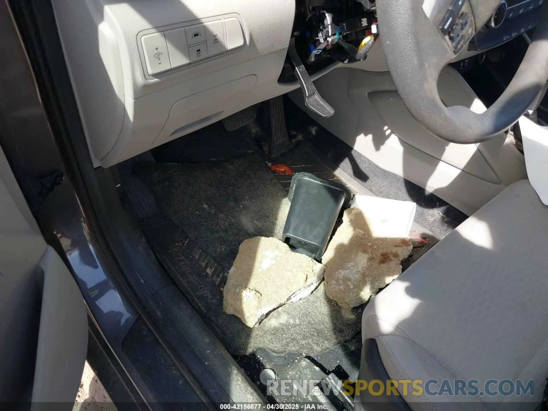 12 Photograph of a damaged car KM8J2CA49MU390950 HYUNDAI TUCSON 2021