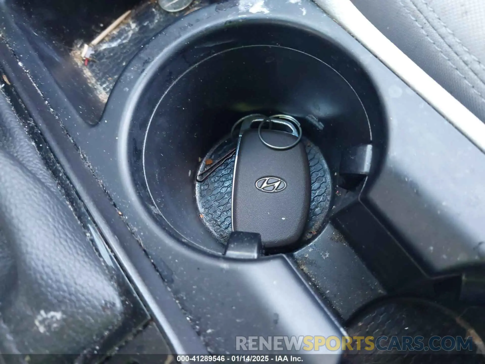 11 Photograph of a damaged car KM8J33A40MU302574 HYUNDAI TUCSON 2021