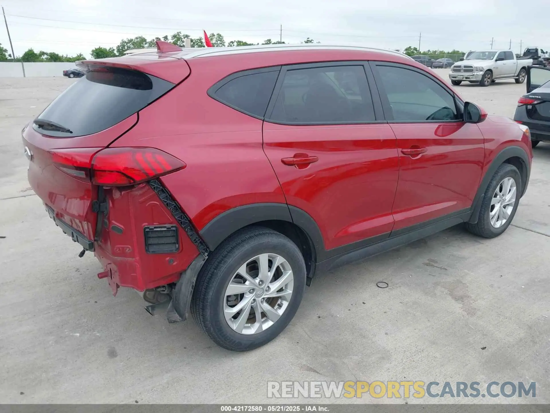 4 Photograph of a damaged car KM8J33A40MU332934 HYUNDAI TUCSON 2021